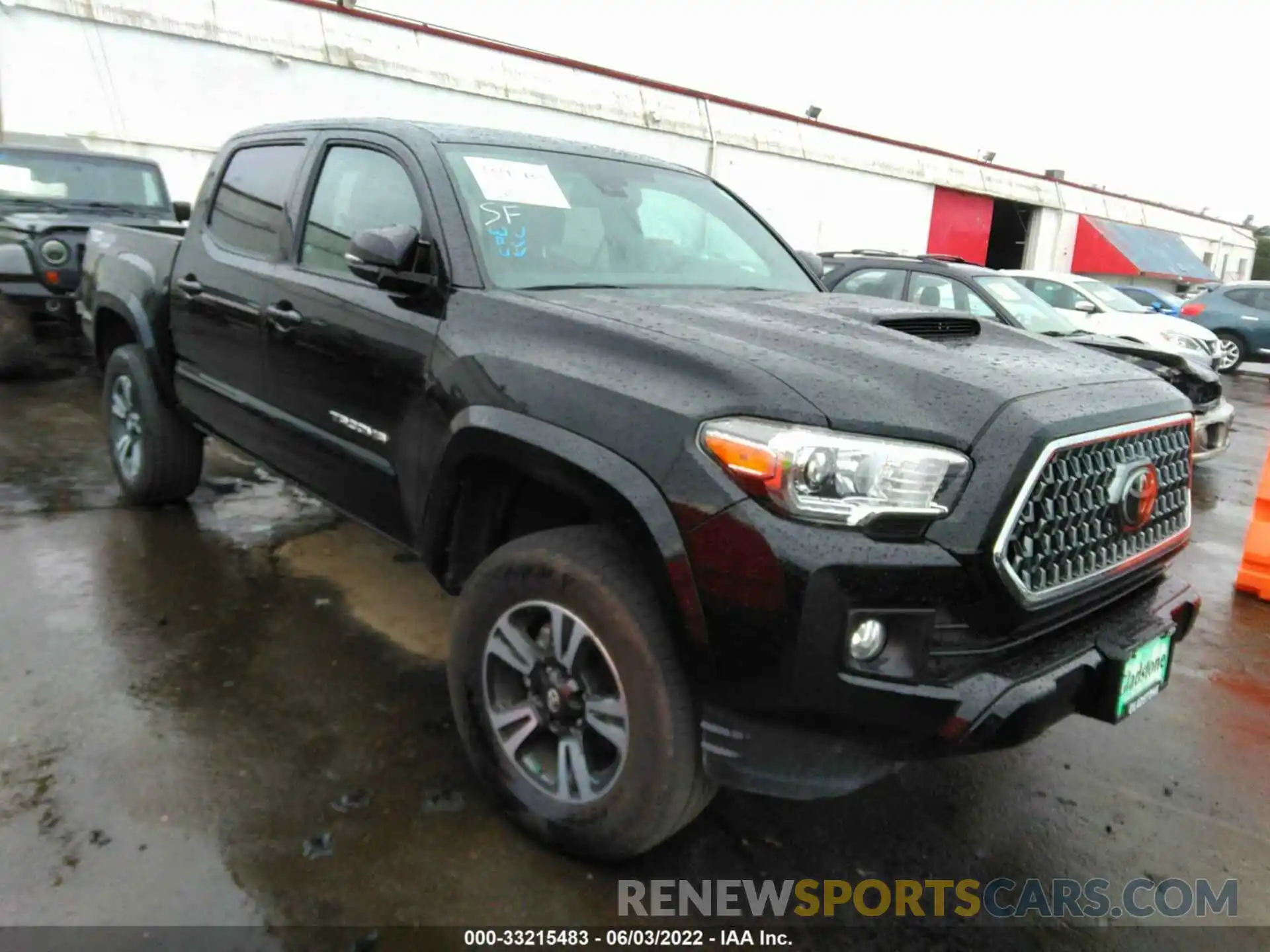 1 Photograph of a damaged car 3TMCZ5ANXKM242899 TOYOTA TACOMA 4WD 2019