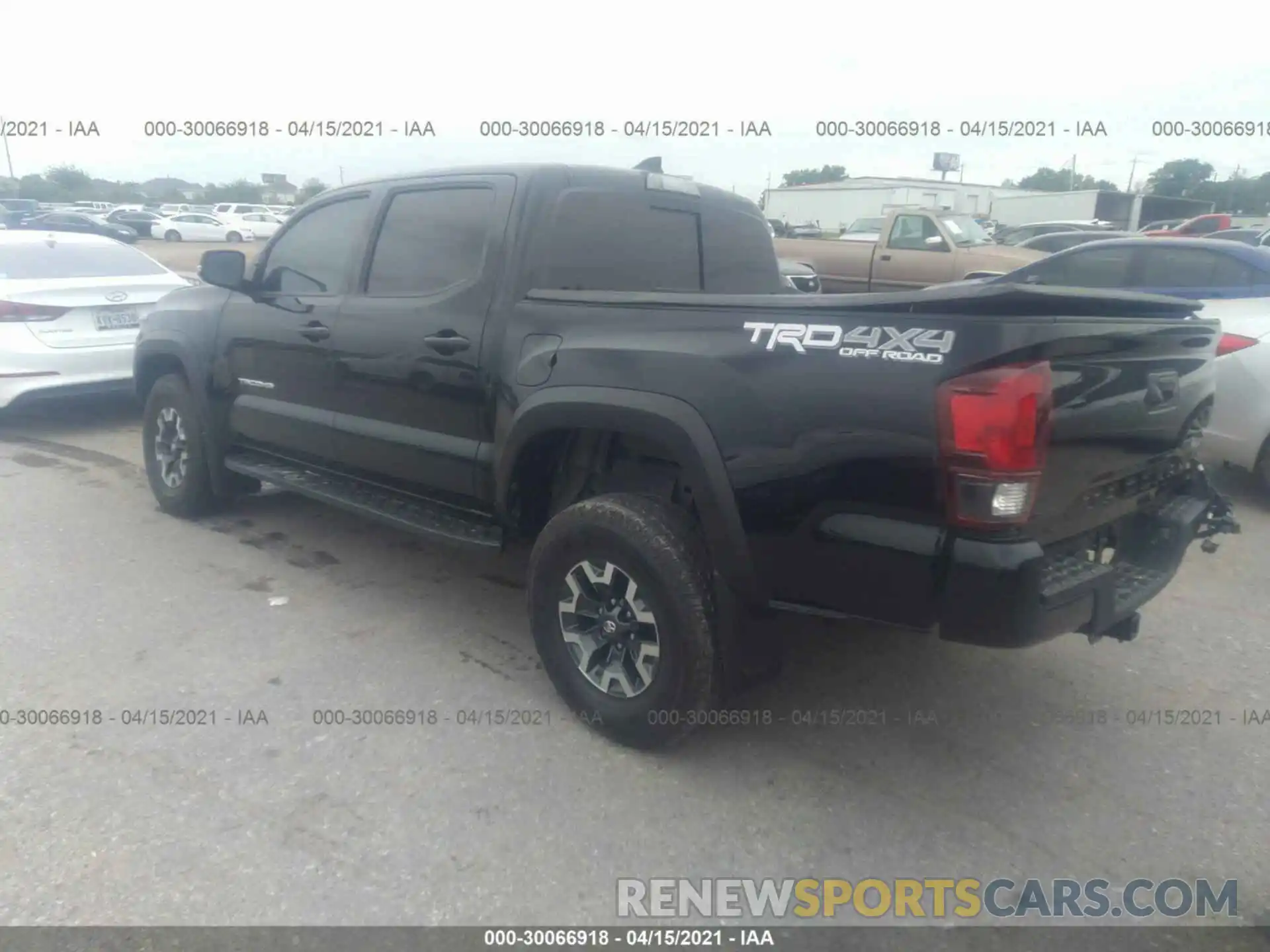 3 Фотография поврежденного автомобиля 3TMCZ5ANXKM244670 TOYOTA TACOMA 4WD 2019