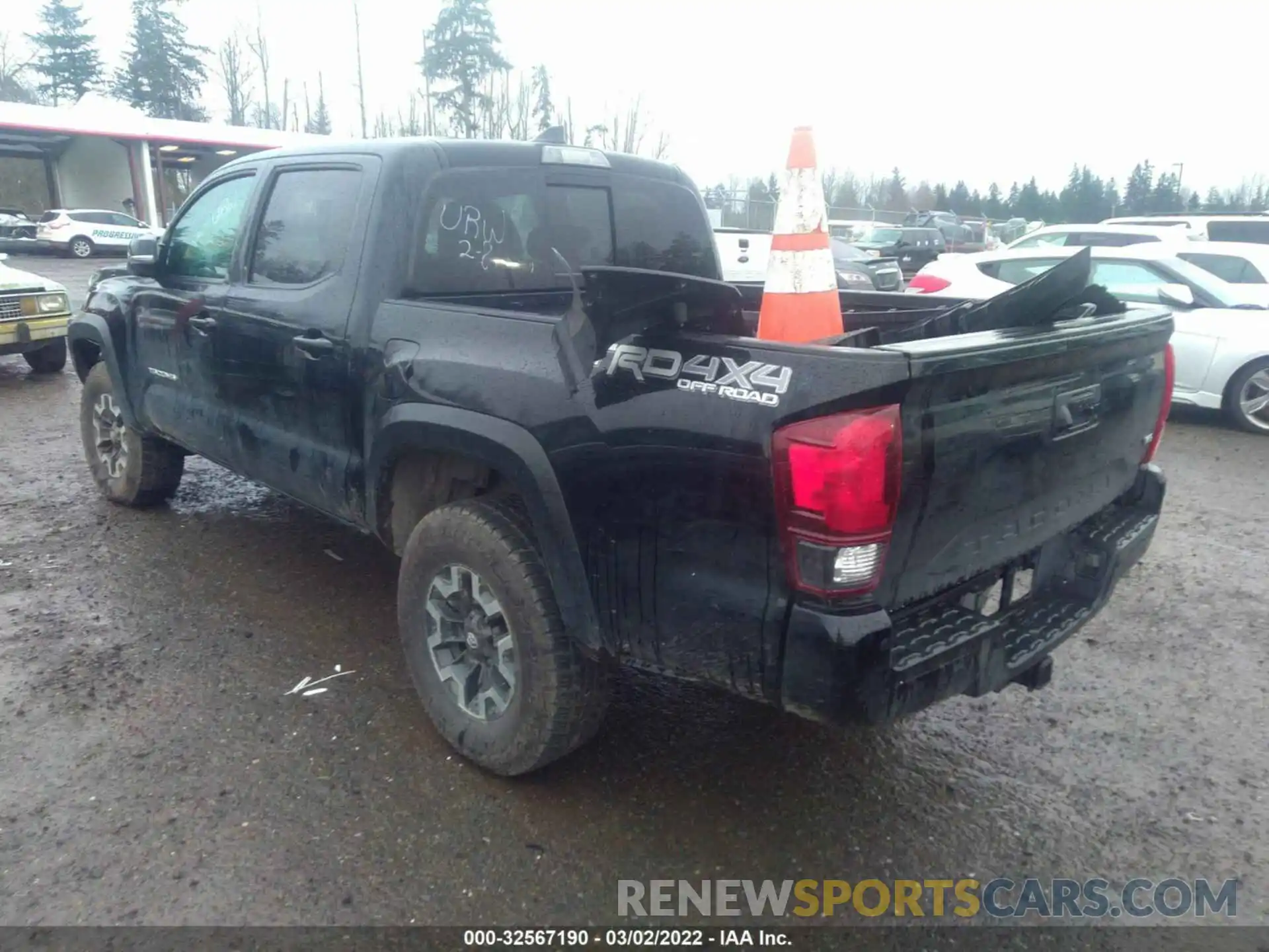 3 Photograph of a damaged car 3TMCZ5ANXKM246399 TOYOTA TACOMA 4WD 2019