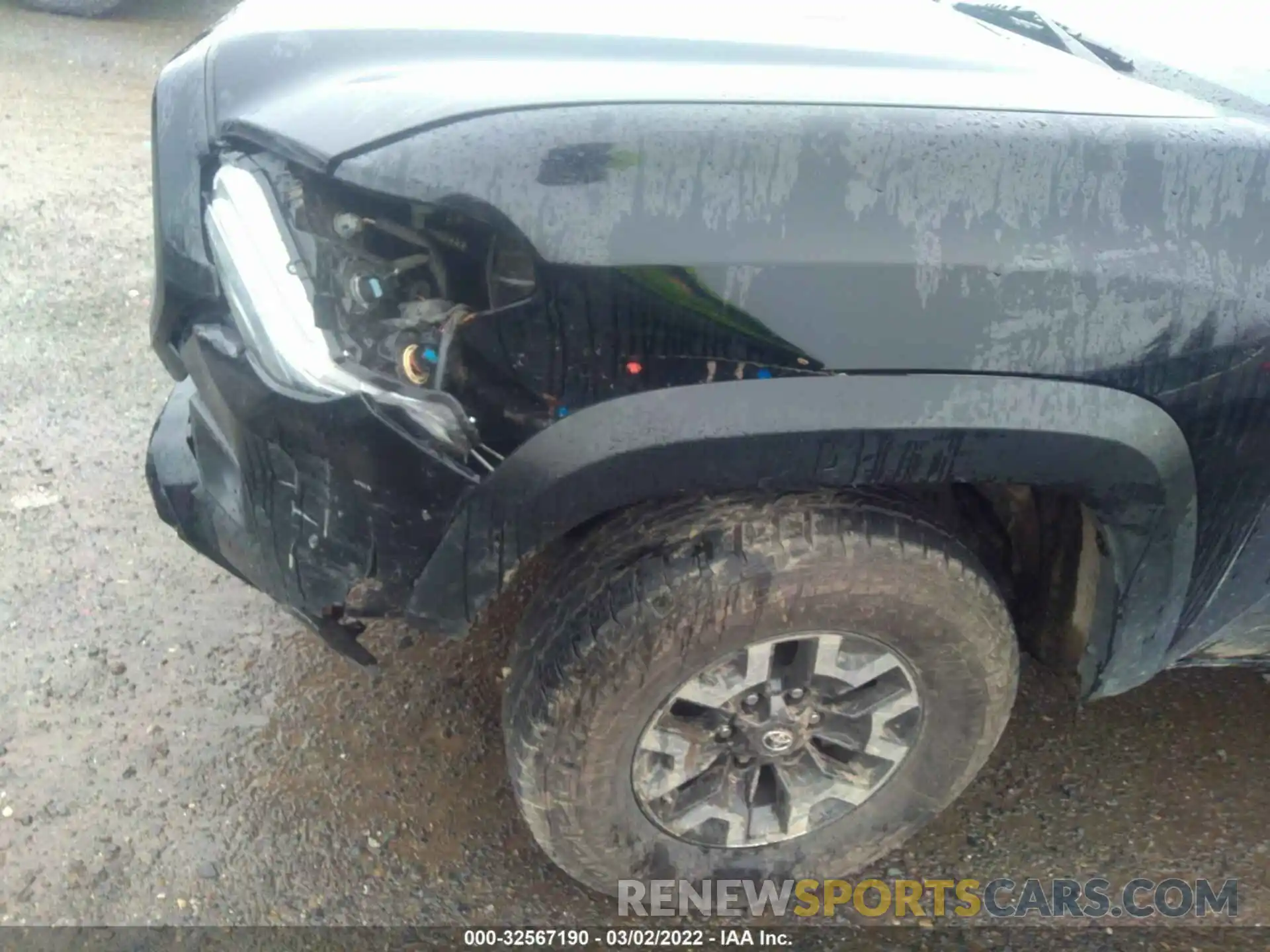 6 Photograph of a damaged car 3TMCZ5ANXKM246399 TOYOTA TACOMA 4WD 2019