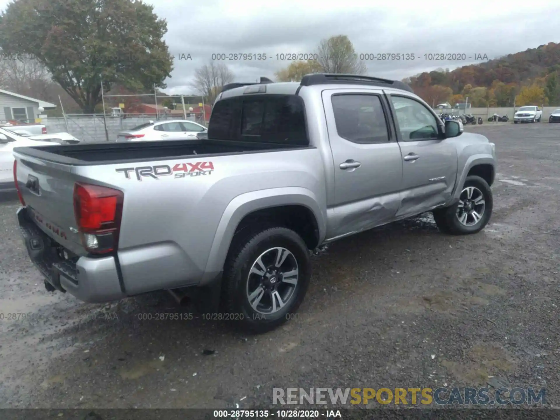 4 Фотография поврежденного автомобиля 3TMCZ5ANXKM249755 TOYOTA TACOMA 4WD 2019