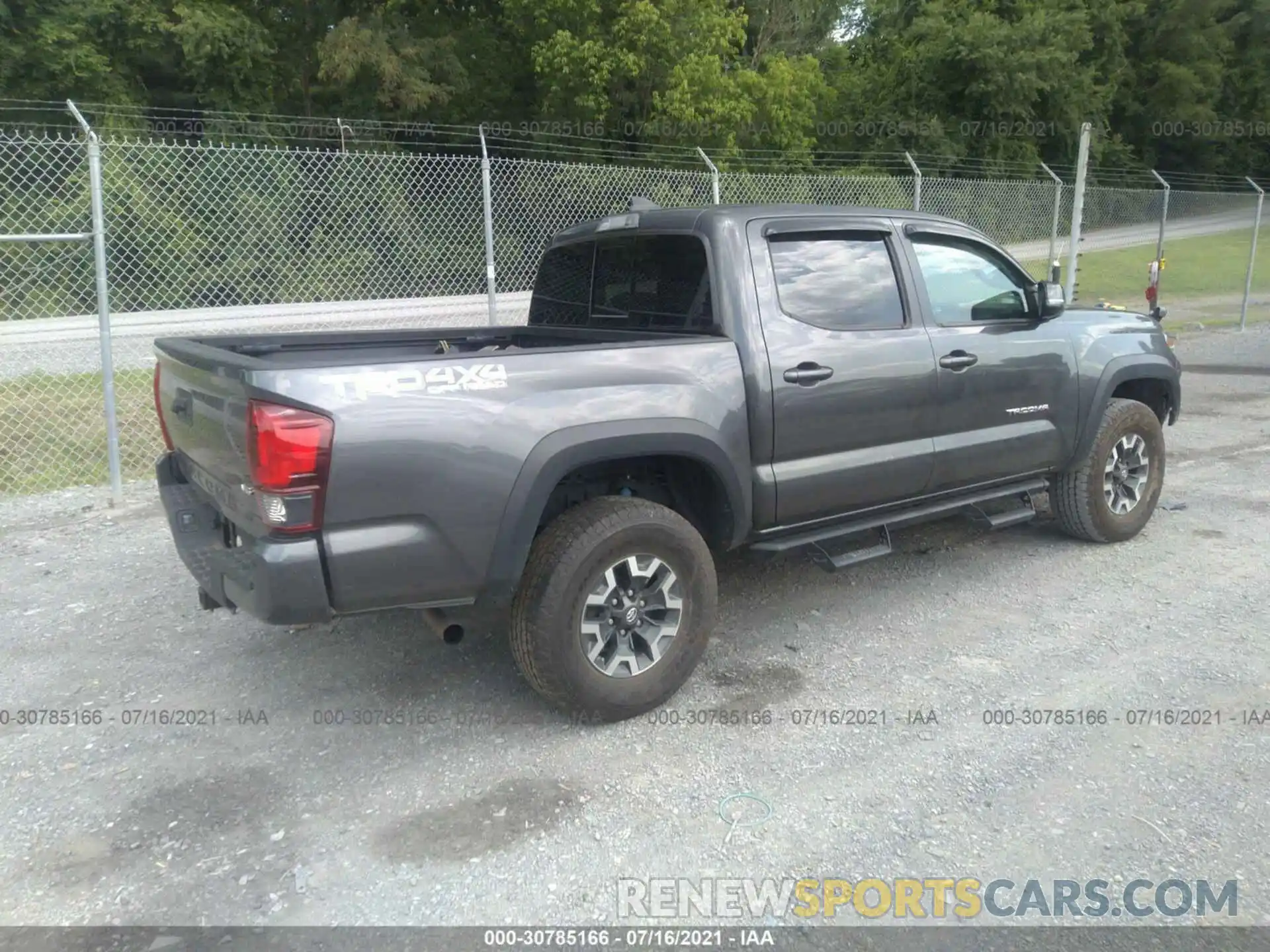 4 Photograph of a damaged car 3TMCZ5ANXKM250159 TOYOTA TACOMA 4WD 2019