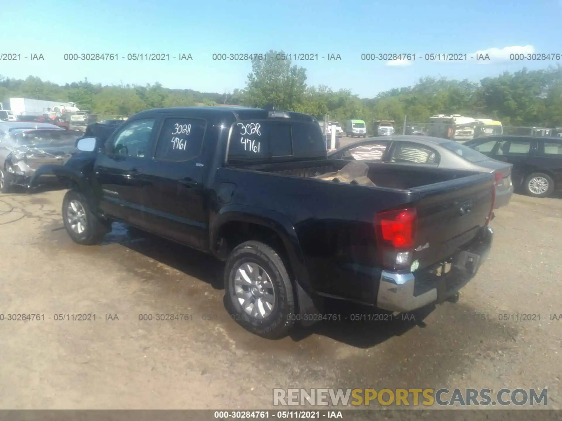 3 Фотография поврежденного автомобиля 3TMCZ5ANXKM260593 TOYOTA TACOMA 4WD 2019