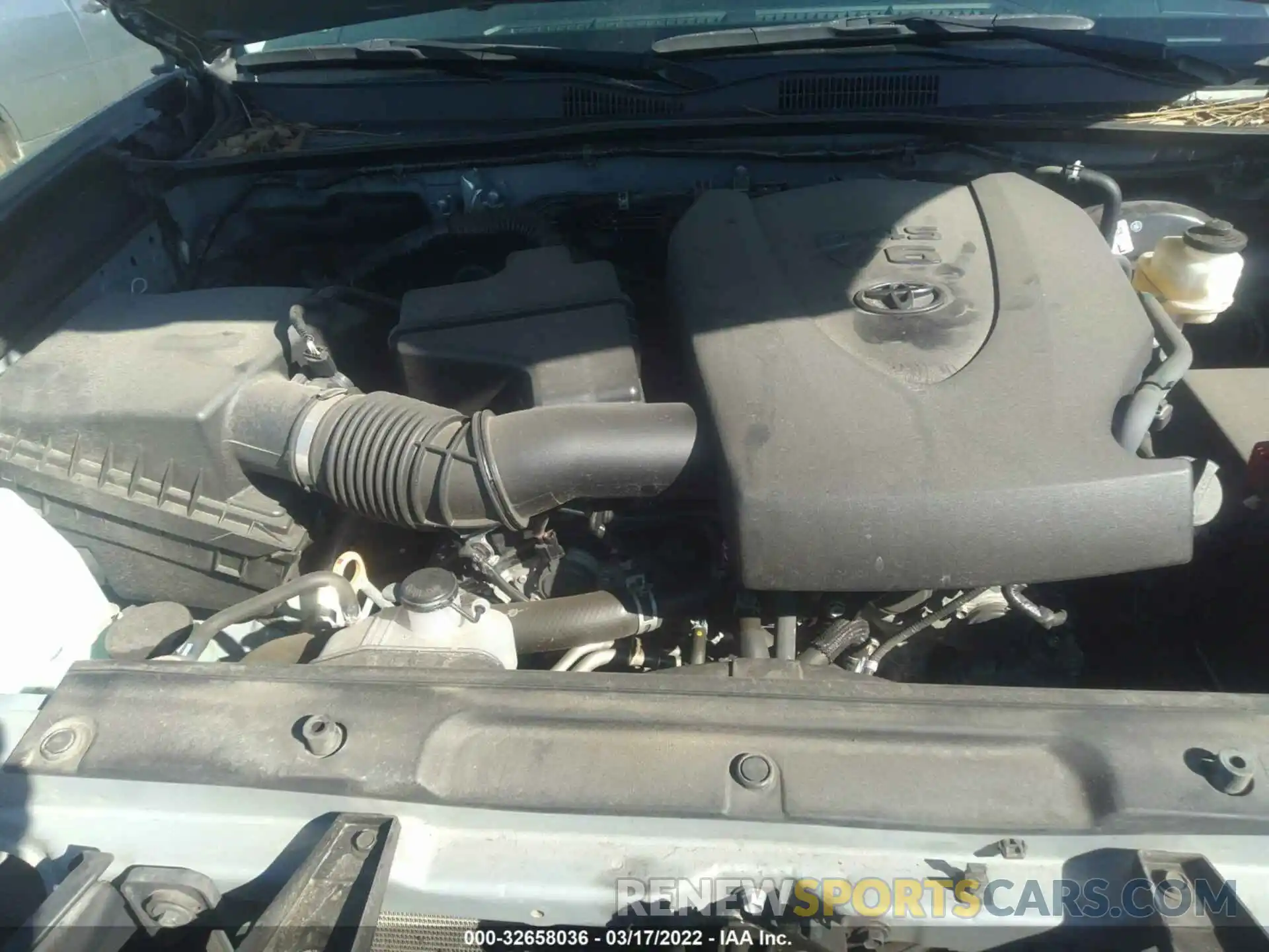 10 Photograph of a damaged car 3TMCZ5ANXKM279435 TOYOTA TACOMA 4WD 2019