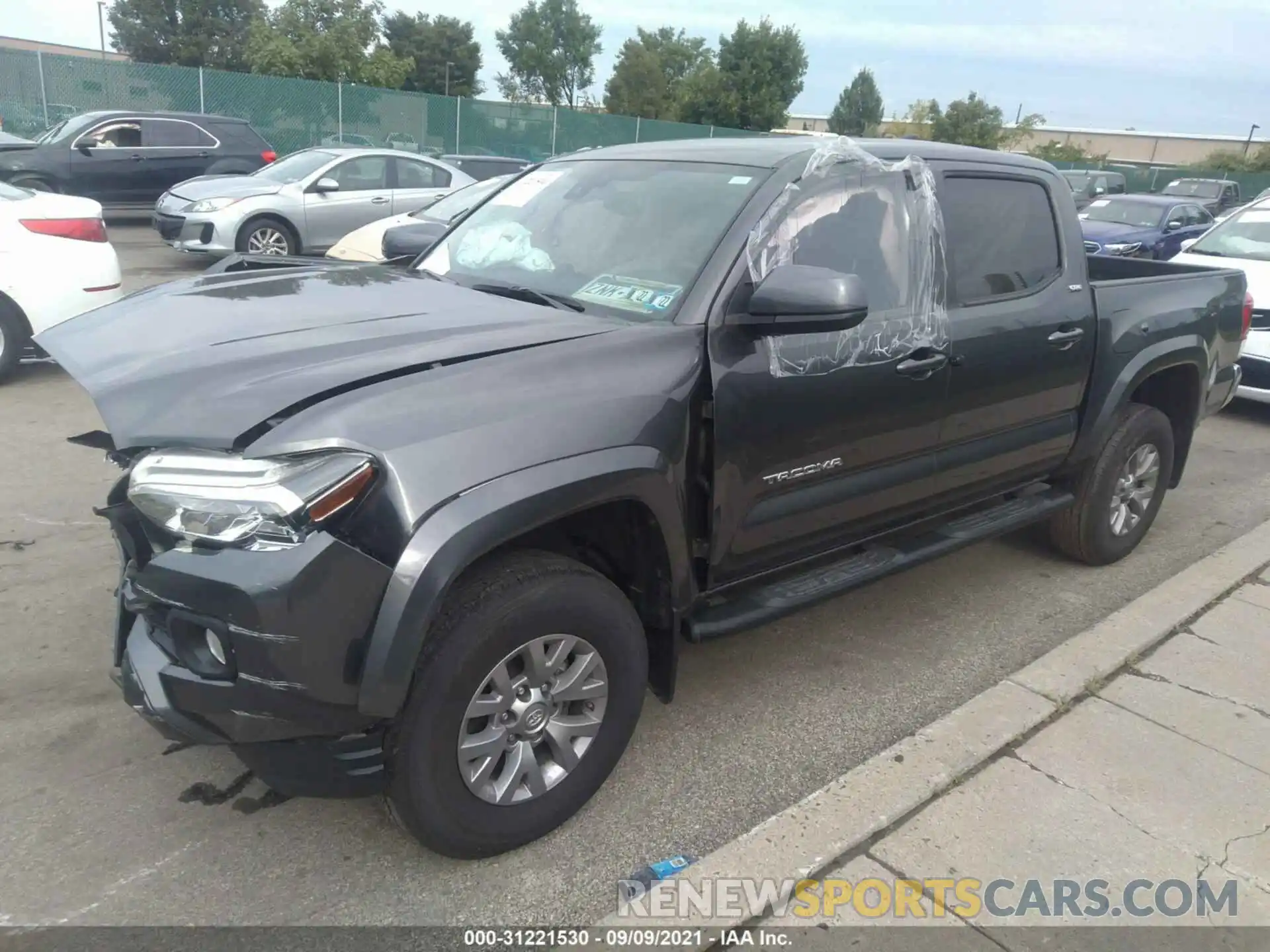 2 Фотография поврежденного автомобиля 3TMCZ5ANXKM279743 TOYOTA TACOMA 4WD 2019