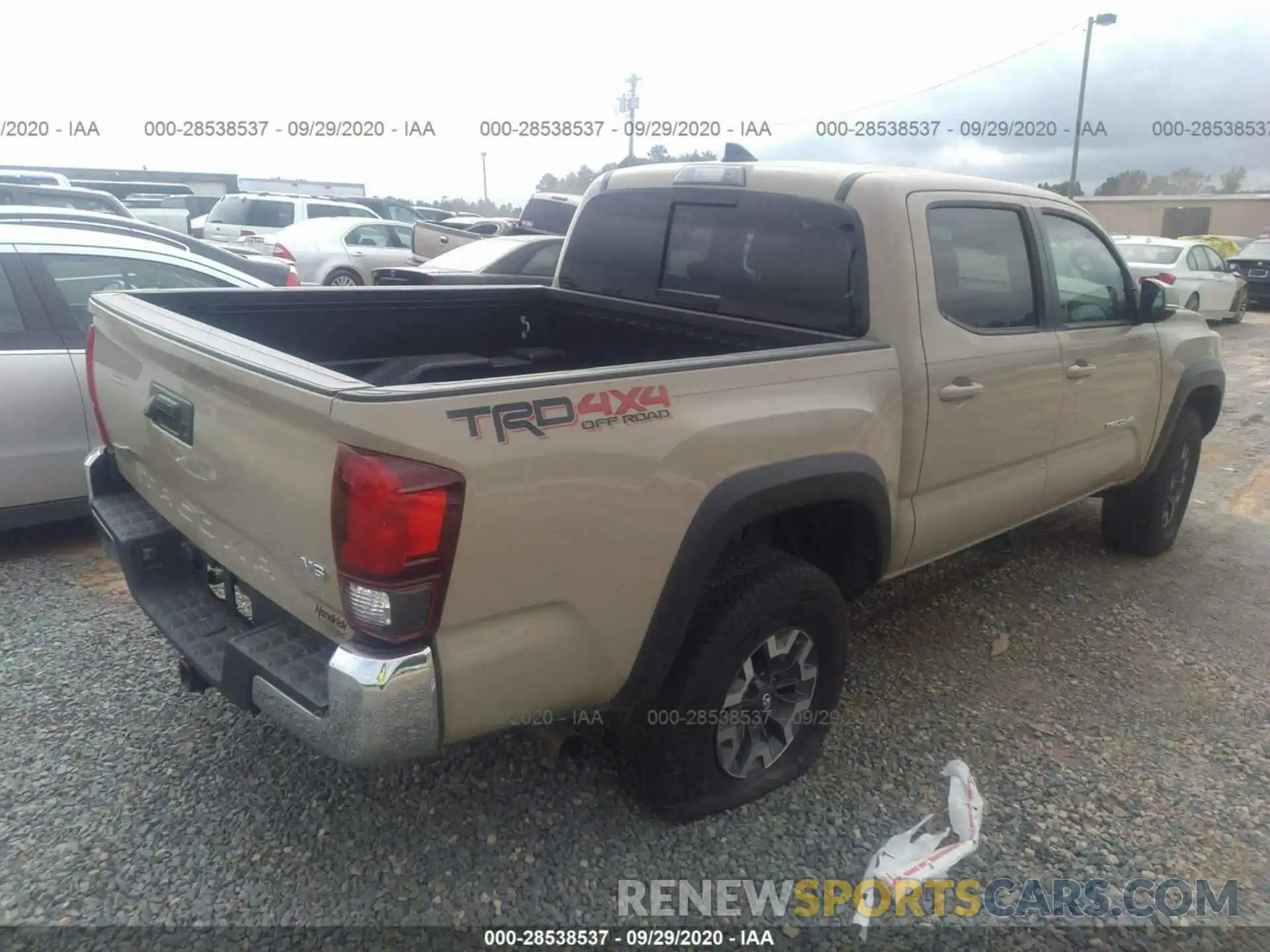 4 Photograph of a damaged car 3TMCZ5ANXKM280665 TOYOTA TACOMA 4WD 2019