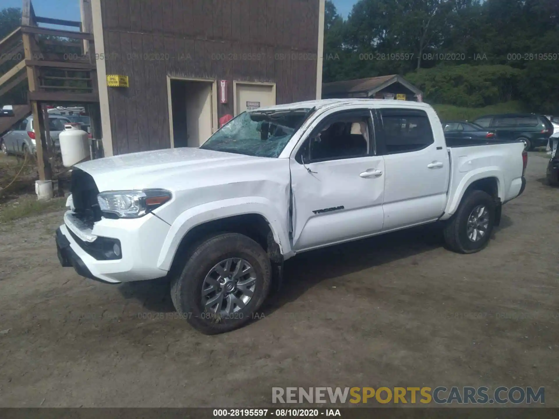 2 Photograph of a damaged car 3TMCZ5ANXKM283954 TOYOTA TACOMA 4WD 2019