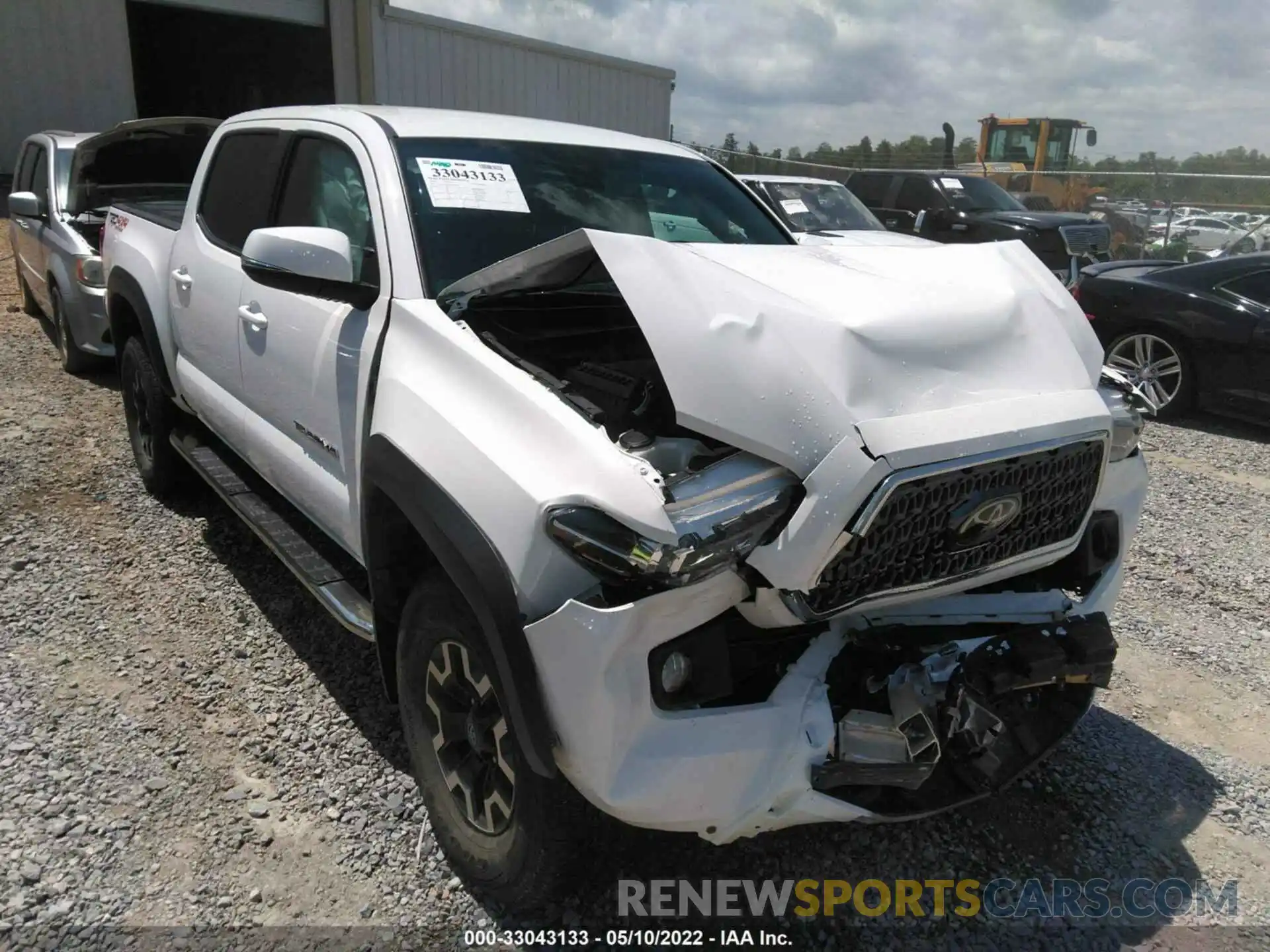 1 Photograph of a damaged car 3TMCZ5ANXKM284778 TOYOTA TACOMA 4WD 2019