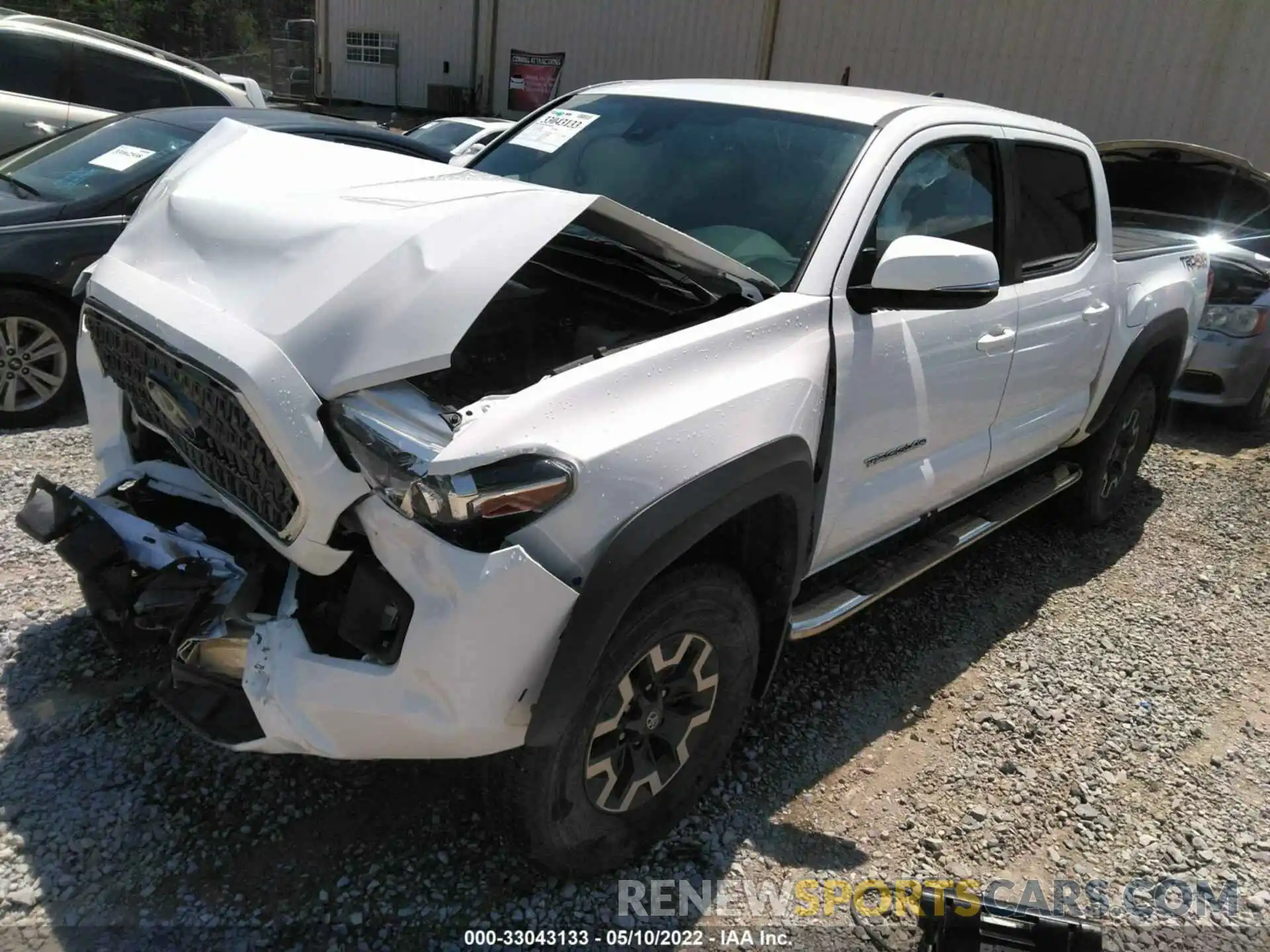 2 Photograph of a damaged car 3TMCZ5ANXKM284778 TOYOTA TACOMA 4WD 2019