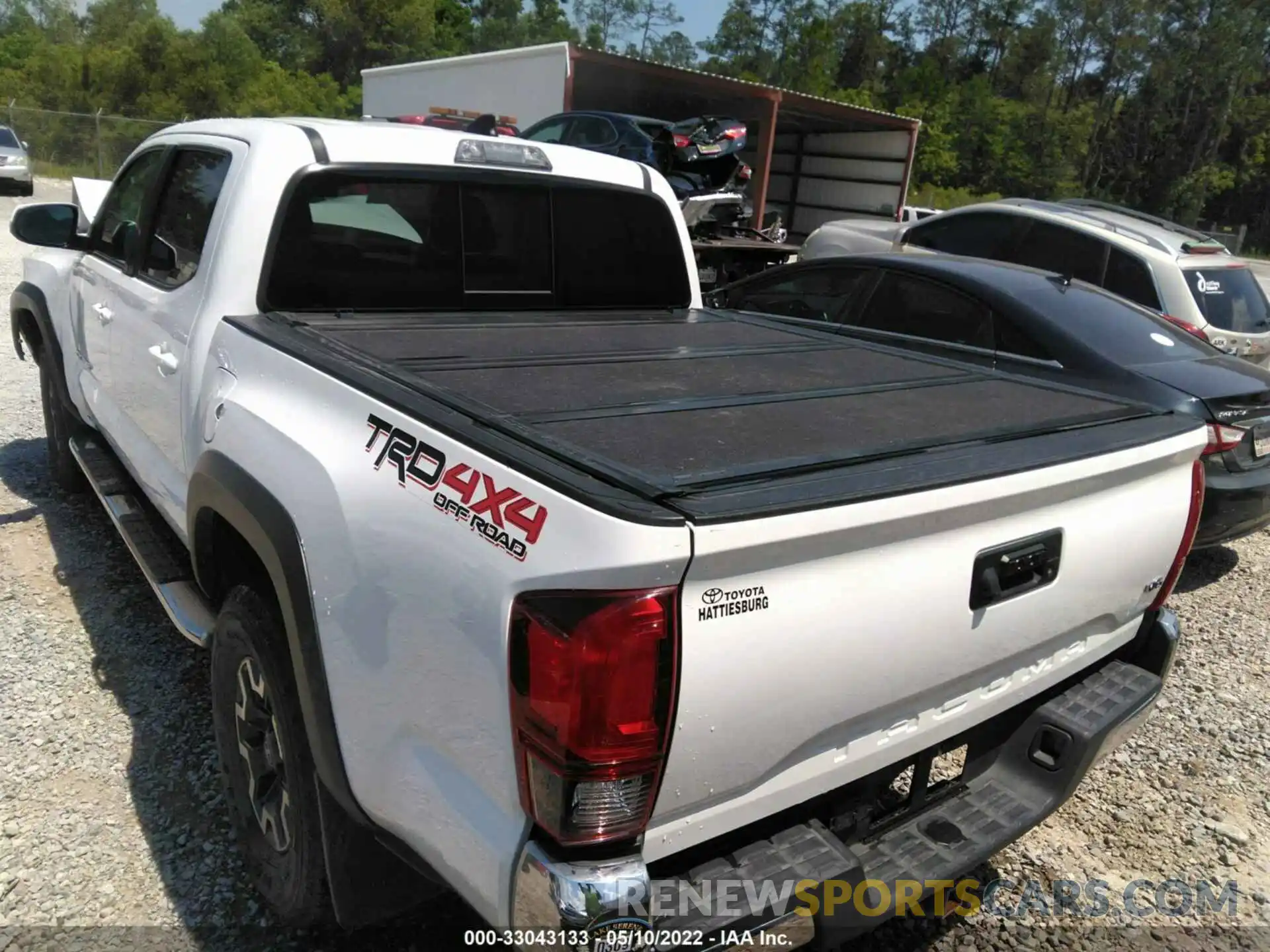 3 Photograph of a damaged car 3TMCZ5ANXKM284778 TOYOTA TACOMA 4WD 2019