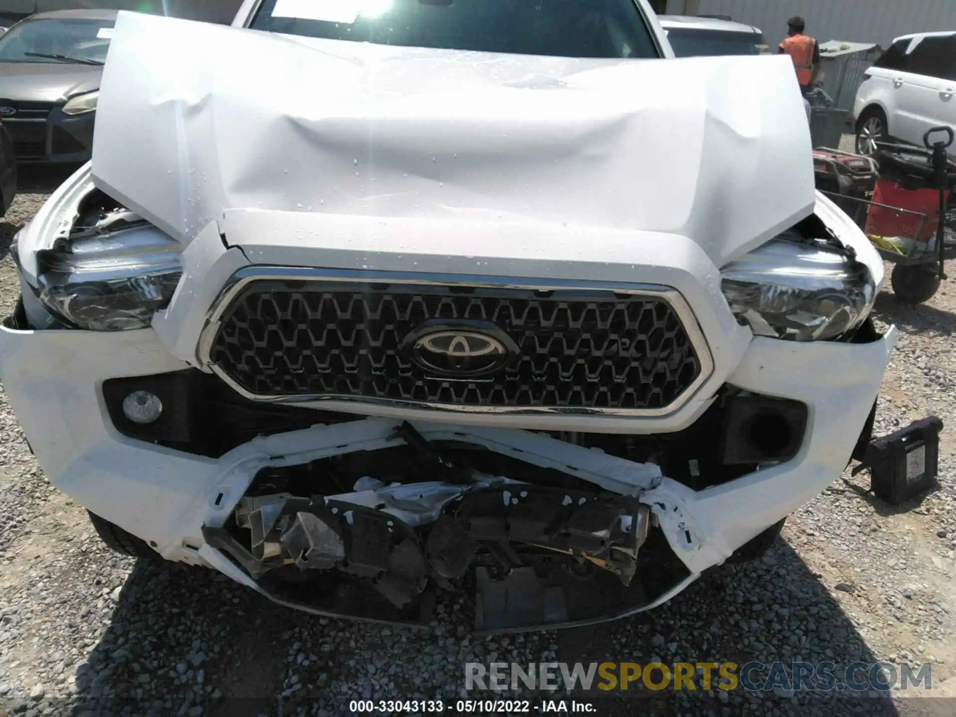 6 Photograph of a damaged car 3TMCZ5ANXKM284778 TOYOTA TACOMA 4WD 2019