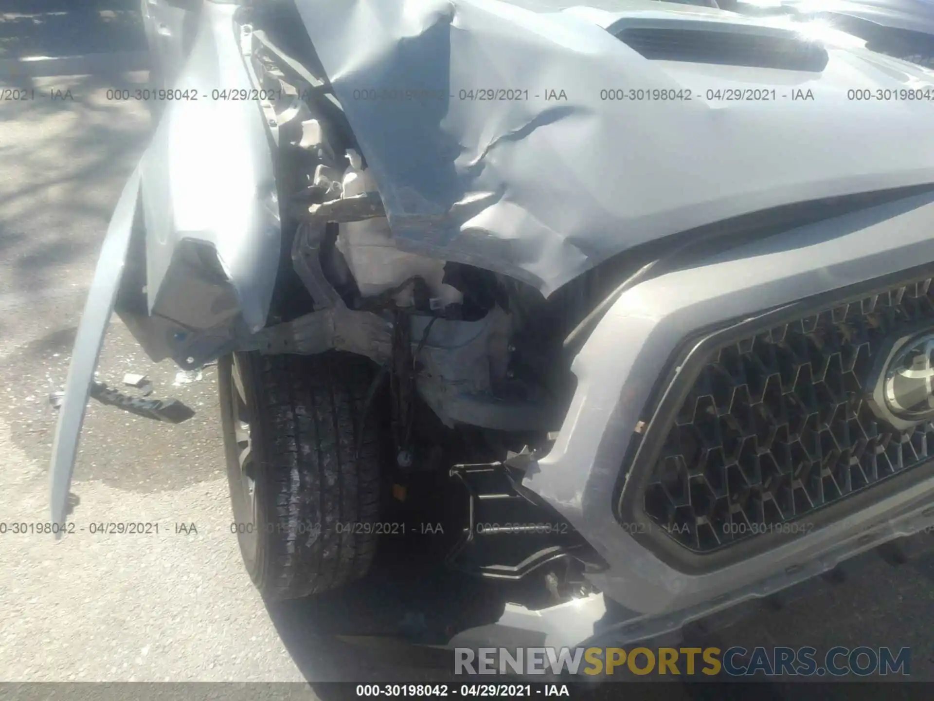 6 Photograph of a damaged car 3TMCZ5ANXKM286577 TOYOTA TACOMA 4WD 2019