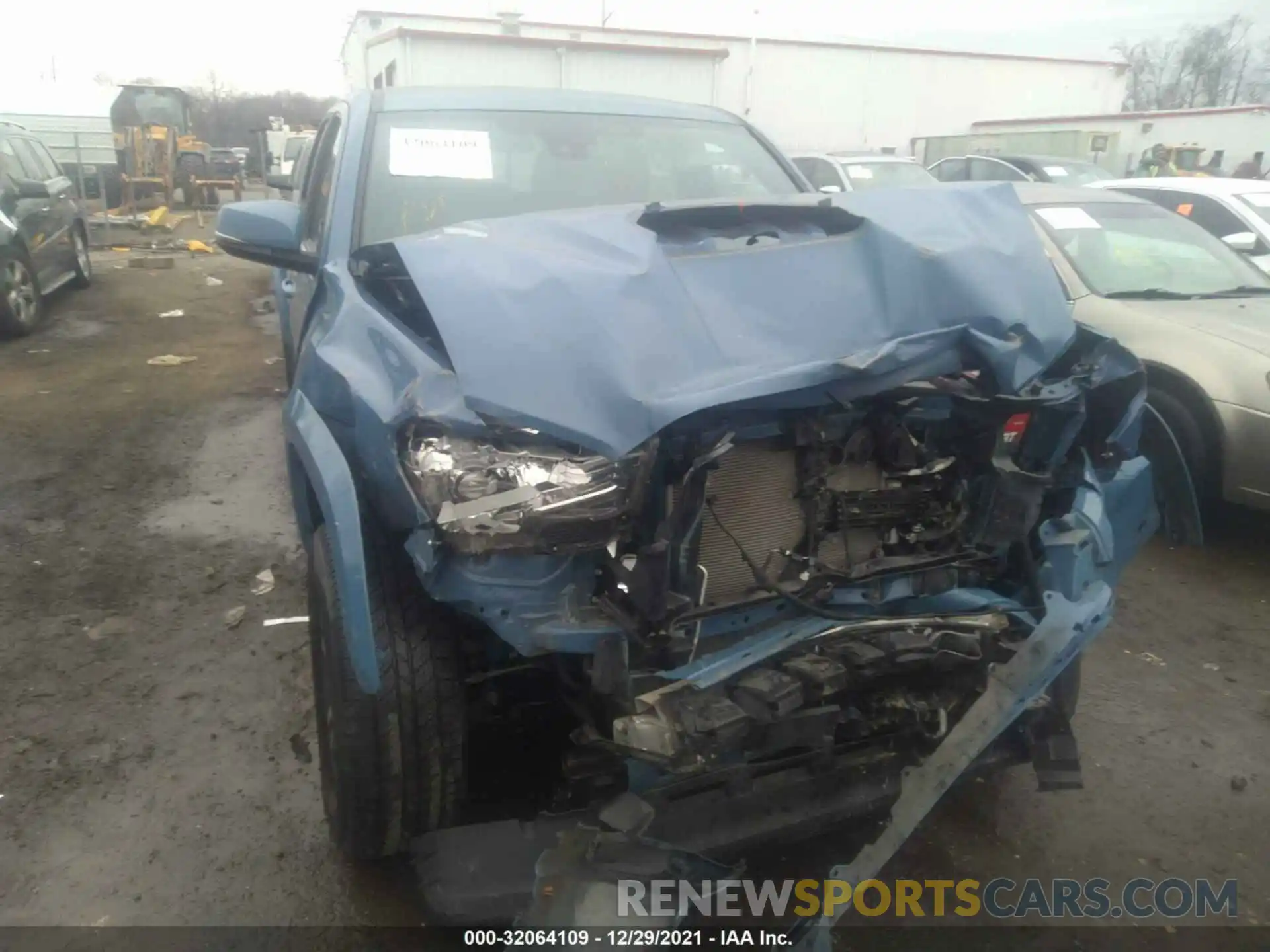 6 Photograph of a damaged car 3TMDZ5BN0KM056260 TOYOTA TACOMA 4WD 2019