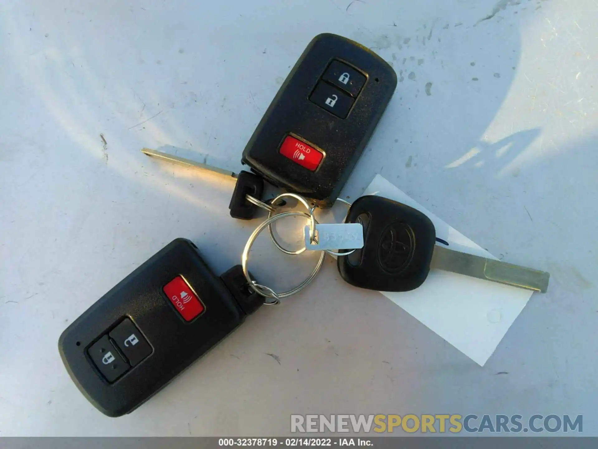 11 Photograph of a damaged car 3TMDZ5BN0KM058039 TOYOTA TACOMA 4WD 2019