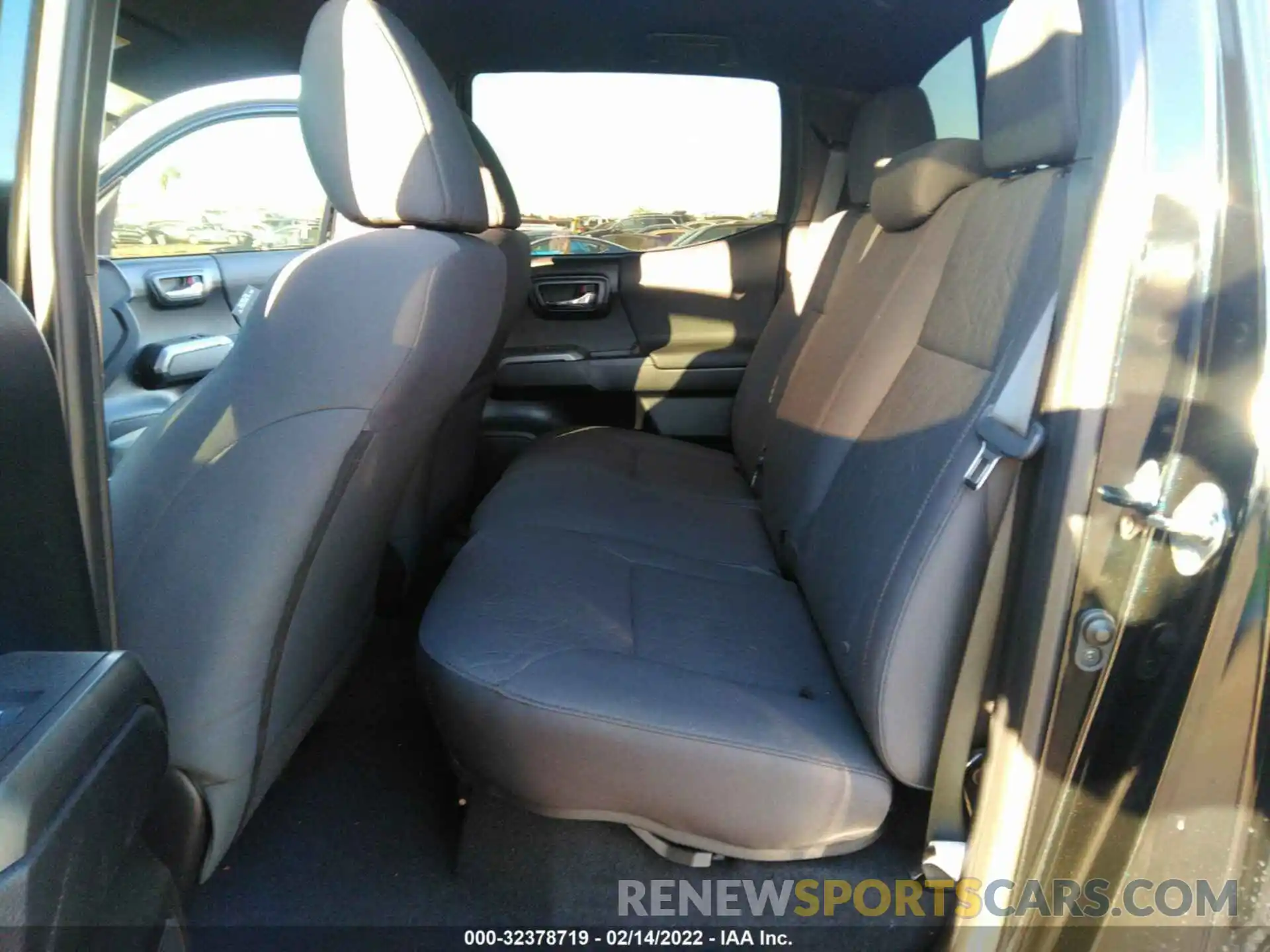 8 Photograph of a damaged car 3TMDZ5BN0KM058039 TOYOTA TACOMA 4WD 2019