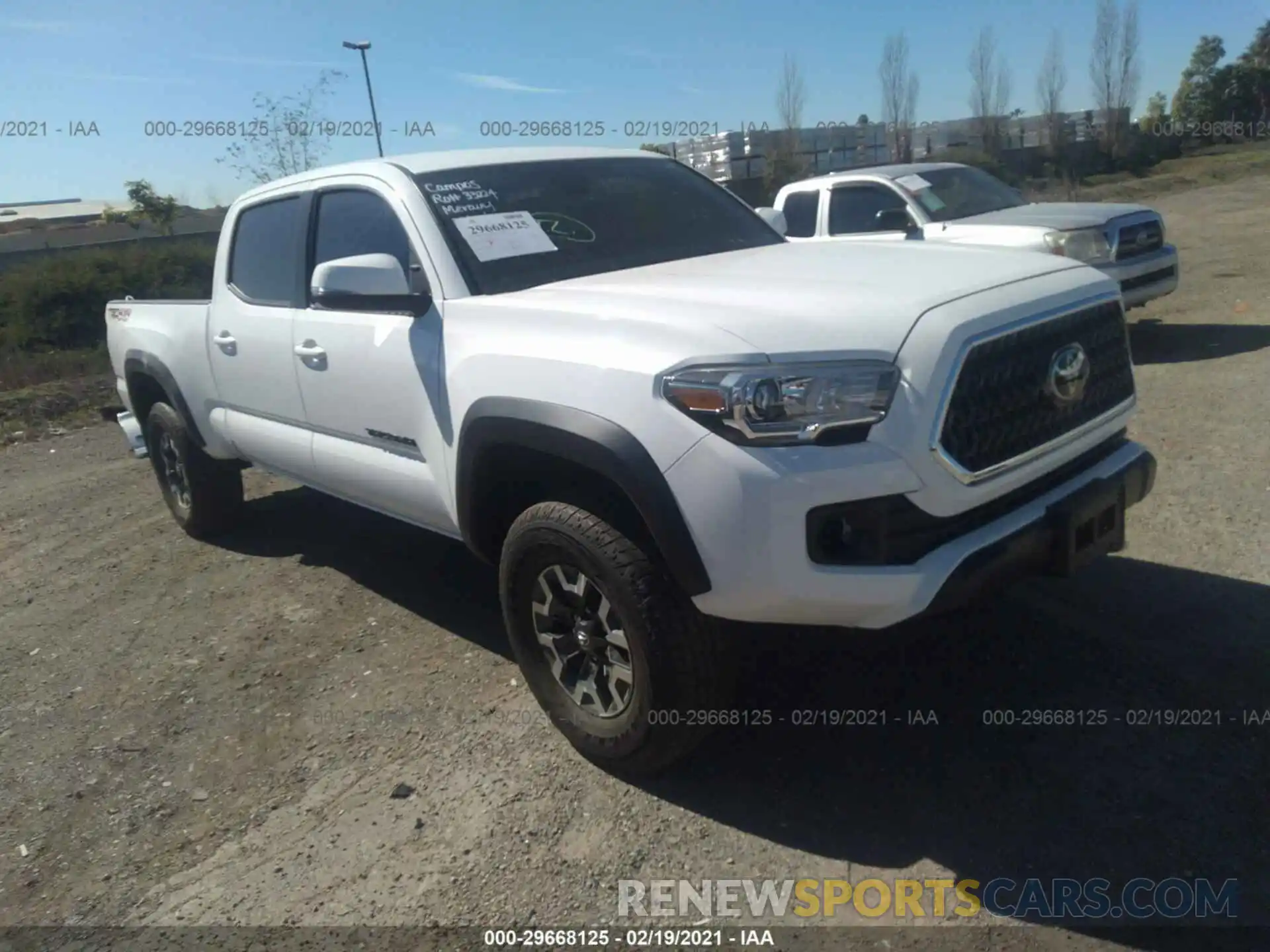 1 Photograph of a damaged car 3TMDZ5BN0KM067128 TOYOTA TACOMA 4WD 2019