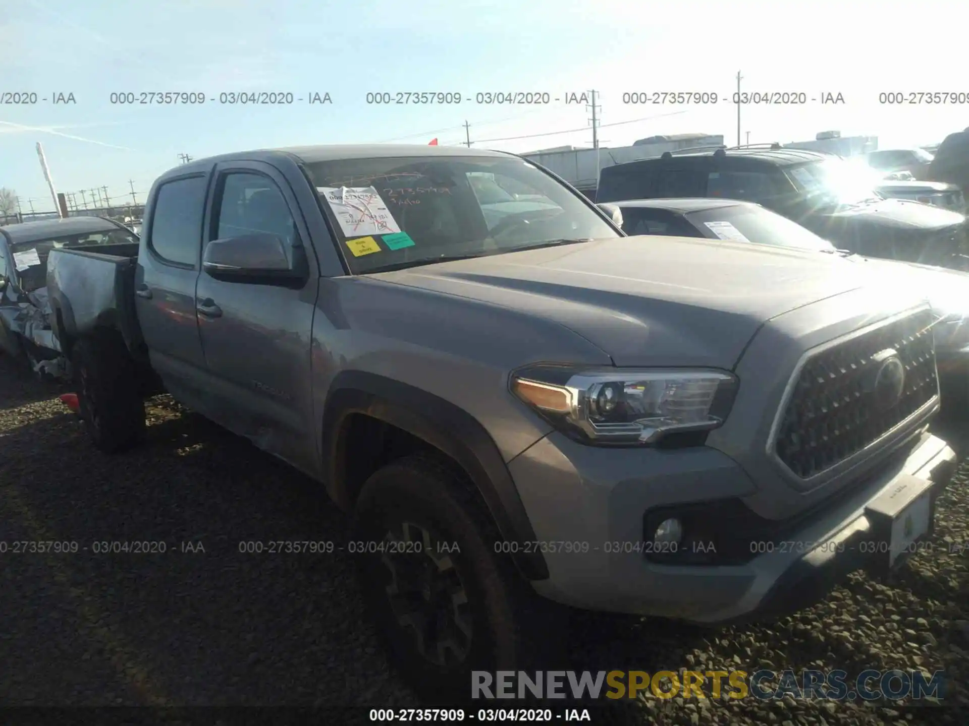 1 Photograph of a damaged car 3TMDZ5BN0KM075844 TOYOTA TACOMA 4WD 2019