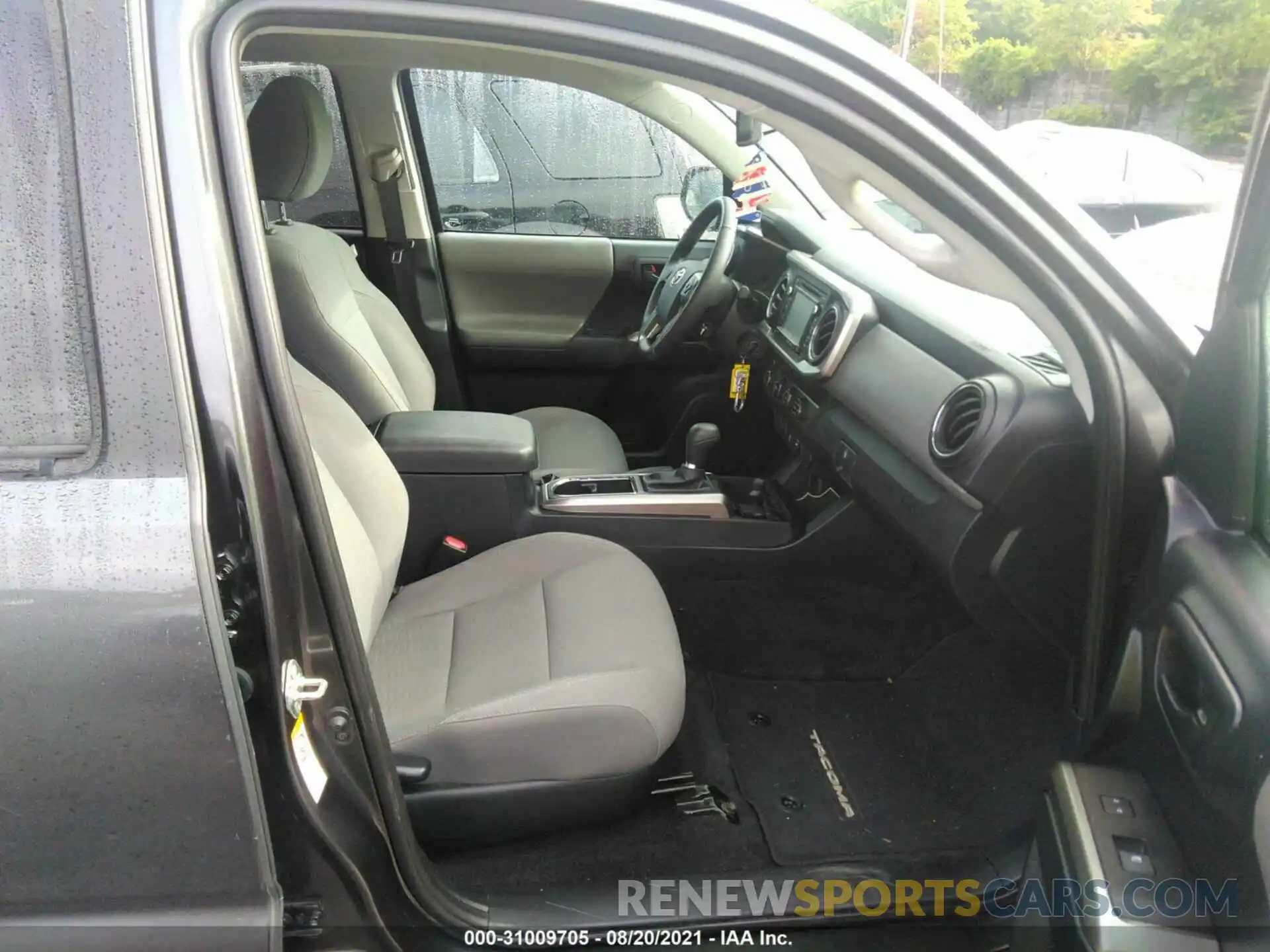 5 Photograph of a damaged car 3TMDZ5BN0KM078288 TOYOTA TACOMA 4WD 2019