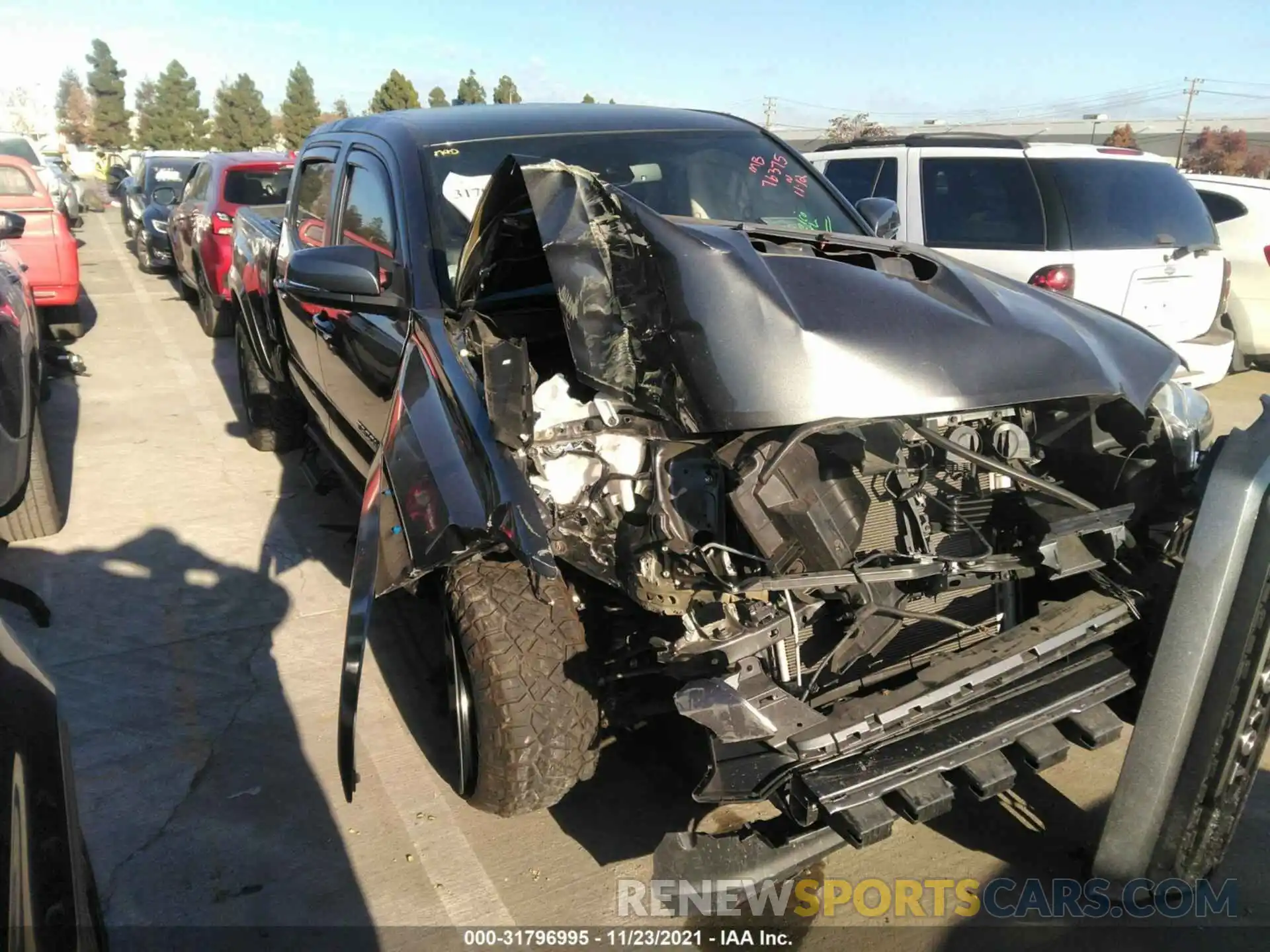 1 Photograph of a damaged car 3TMDZ5BN1KM063900 TOYOTA TACOMA 4WD 2019