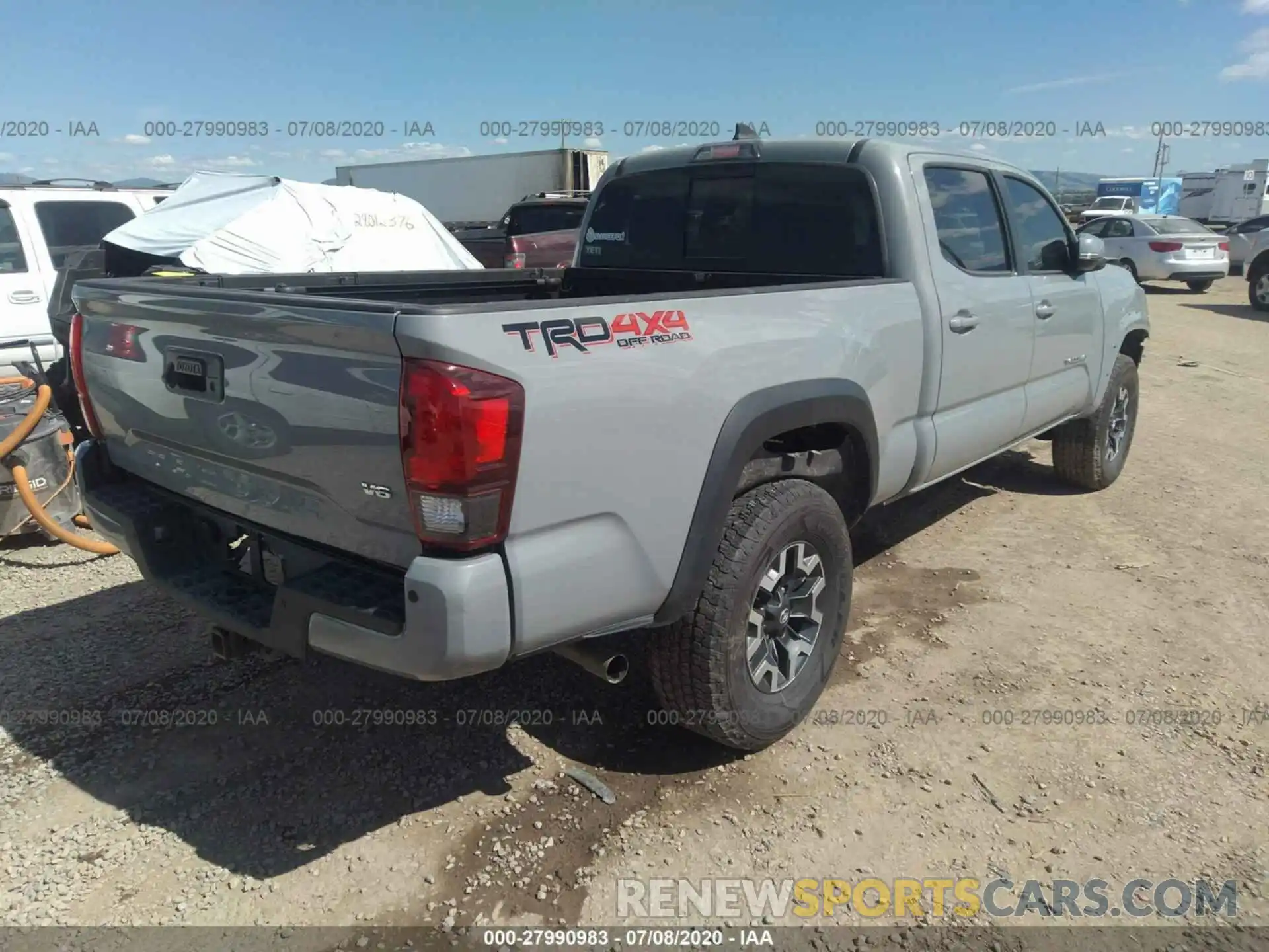 4 Фотография поврежденного автомобиля 3TMDZ5BN1KM077862 TOYOTA TACOMA 4WD 2019