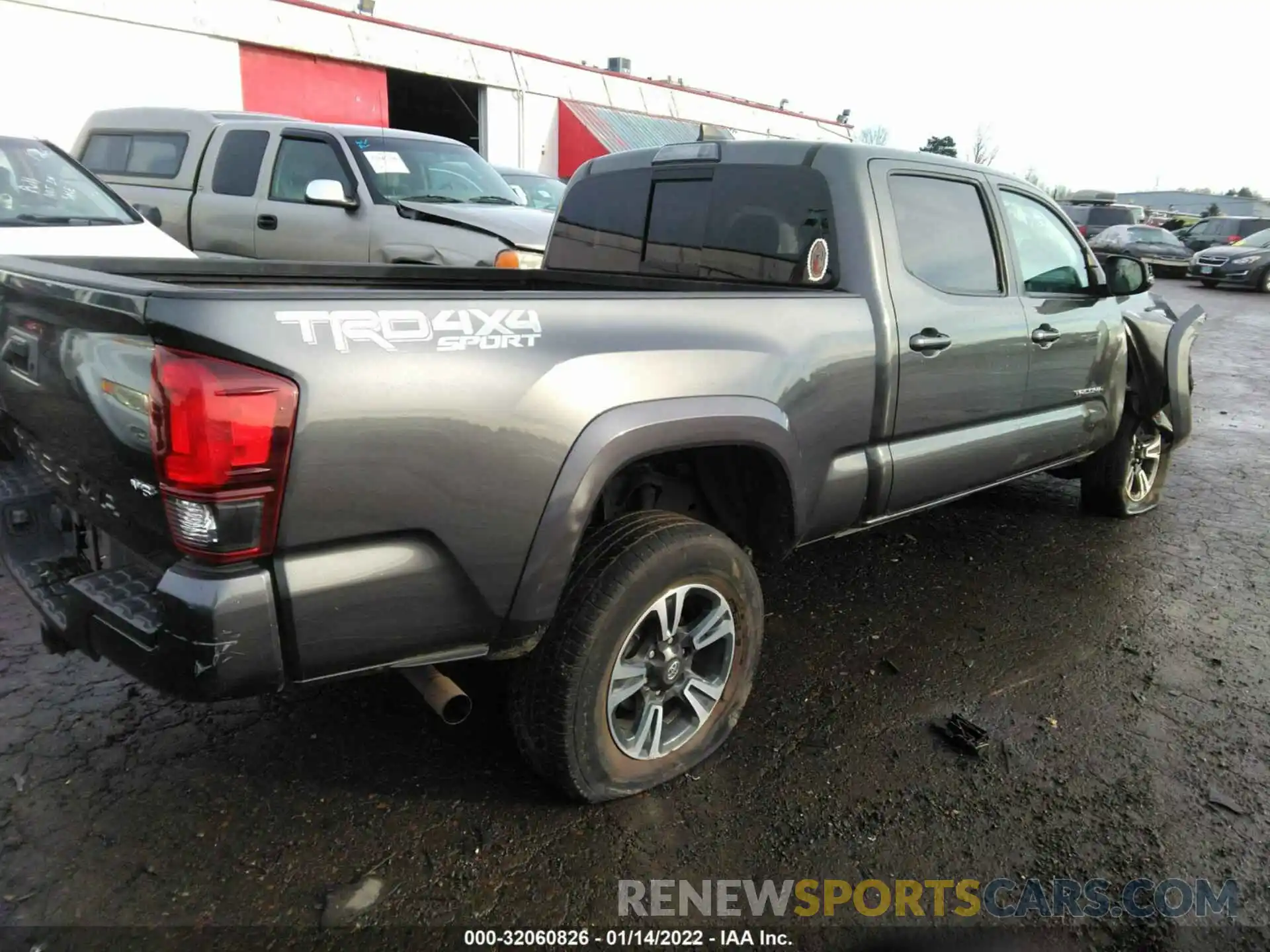 4 Фотография поврежденного автомобиля 3TMDZ5BN2KM064781 TOYOTA TACOMA 4WD 2019