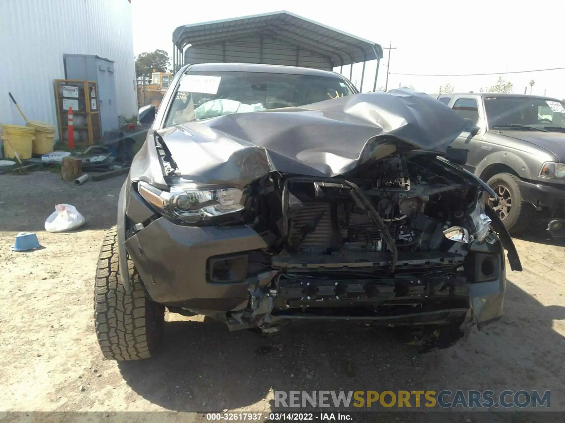 6 Photograph of a damaged car 3TMDZ5BN2KM066255 TOYOTA TACOMA 4WD 2019