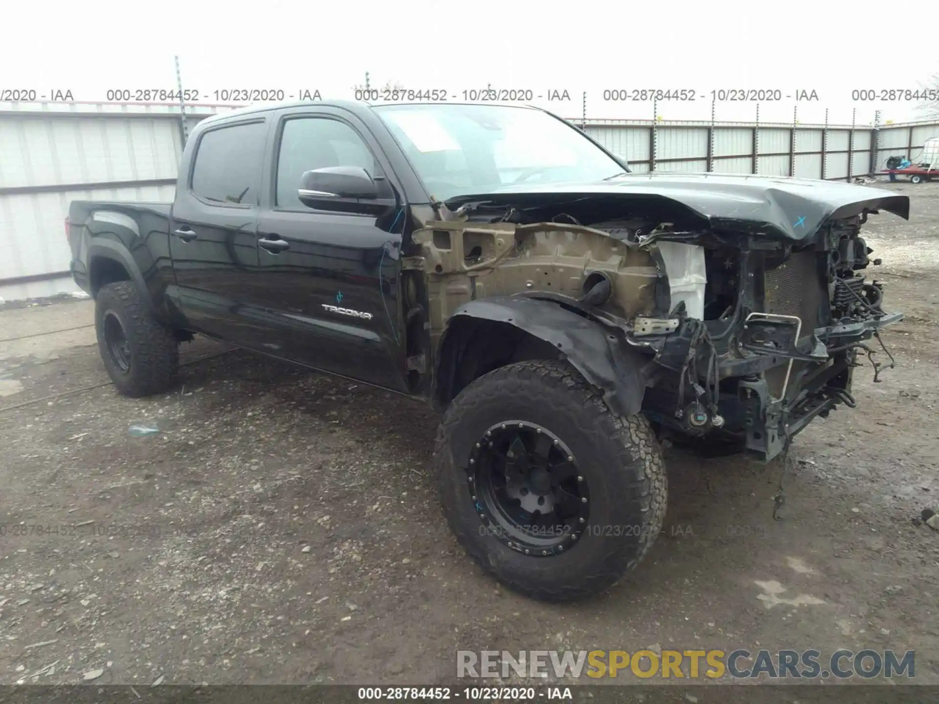 1 Photograph of a damaged car 3TMDZ5BN3KM059282 TOYOTA TACOMA 4WD 2019