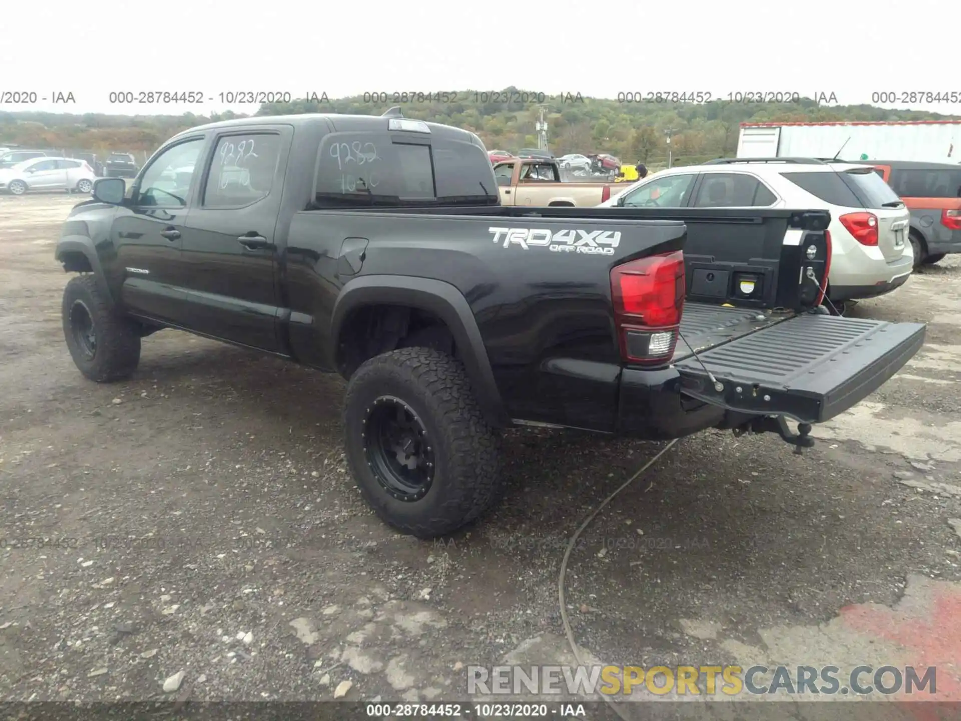 3 Photograph of a damaged car 3TMDZ5BN3KM059282 TOYOTA TACOMA 4WD 2019