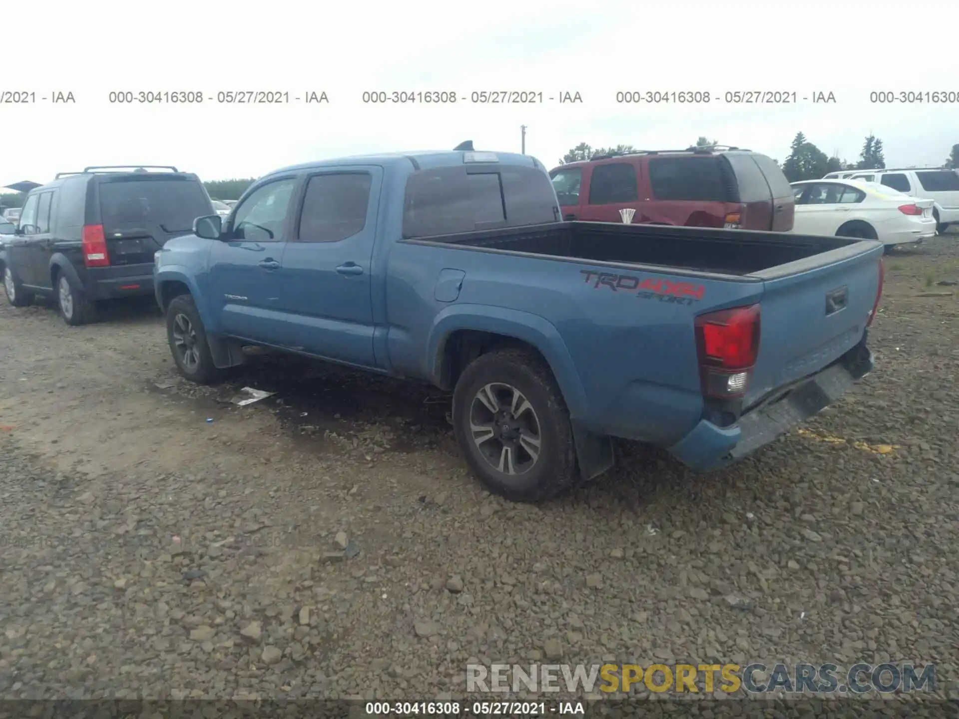 3 Photograph of a damaged car 3TMDZ5BN3KM063736 TOYOTA TACOMA 4WD 2019