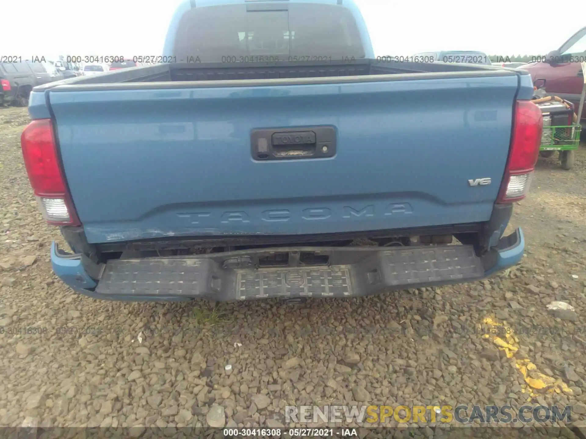 6 Photograph of a damaged car 3TMDZ5BN3KM063736 TOYOTA TACOMA 4WD 2019