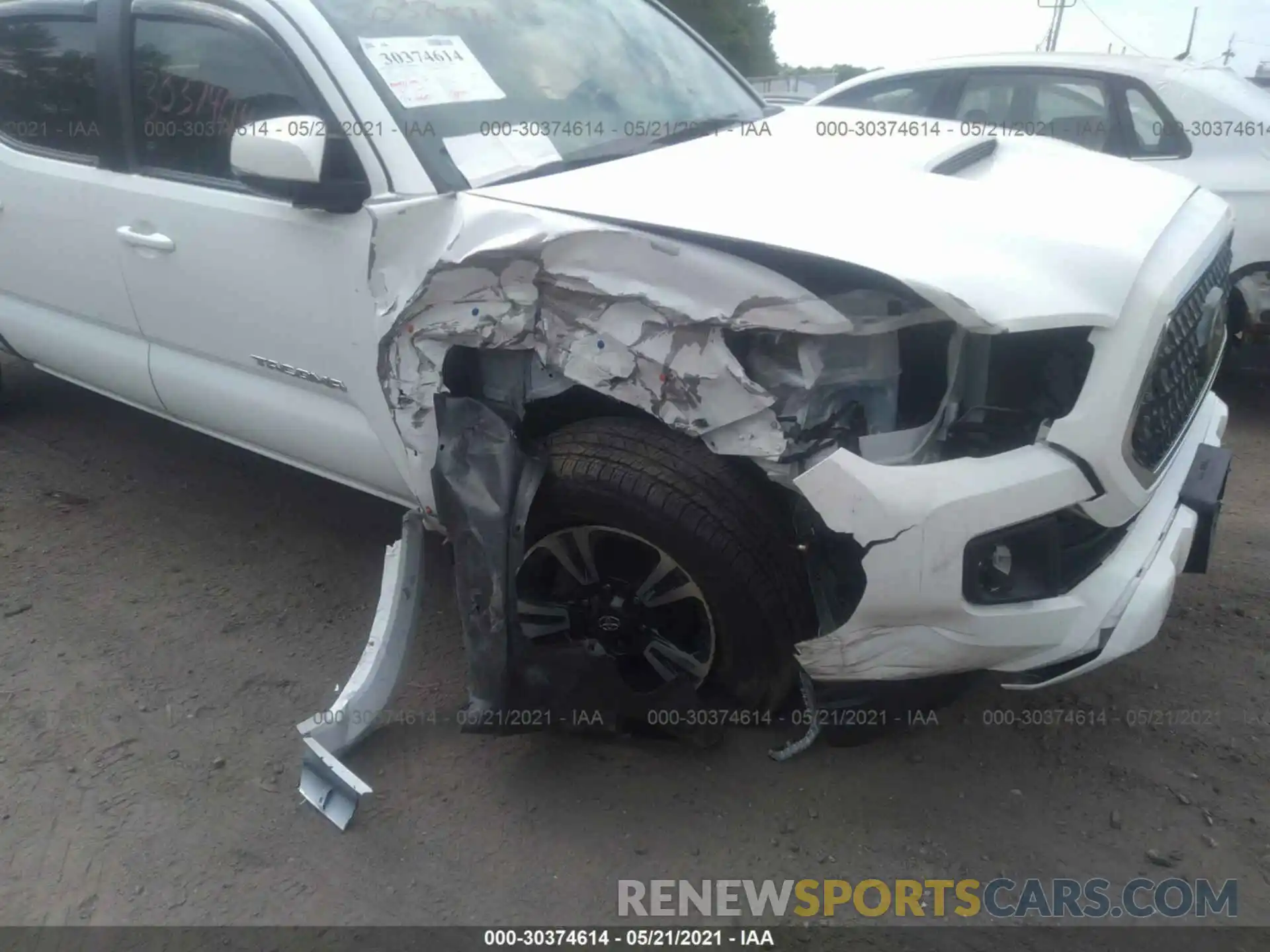 6 Photograph of a damaged car 3TMDZ5BN3KM066281 TOYOTA TACOMA 4WD 2019