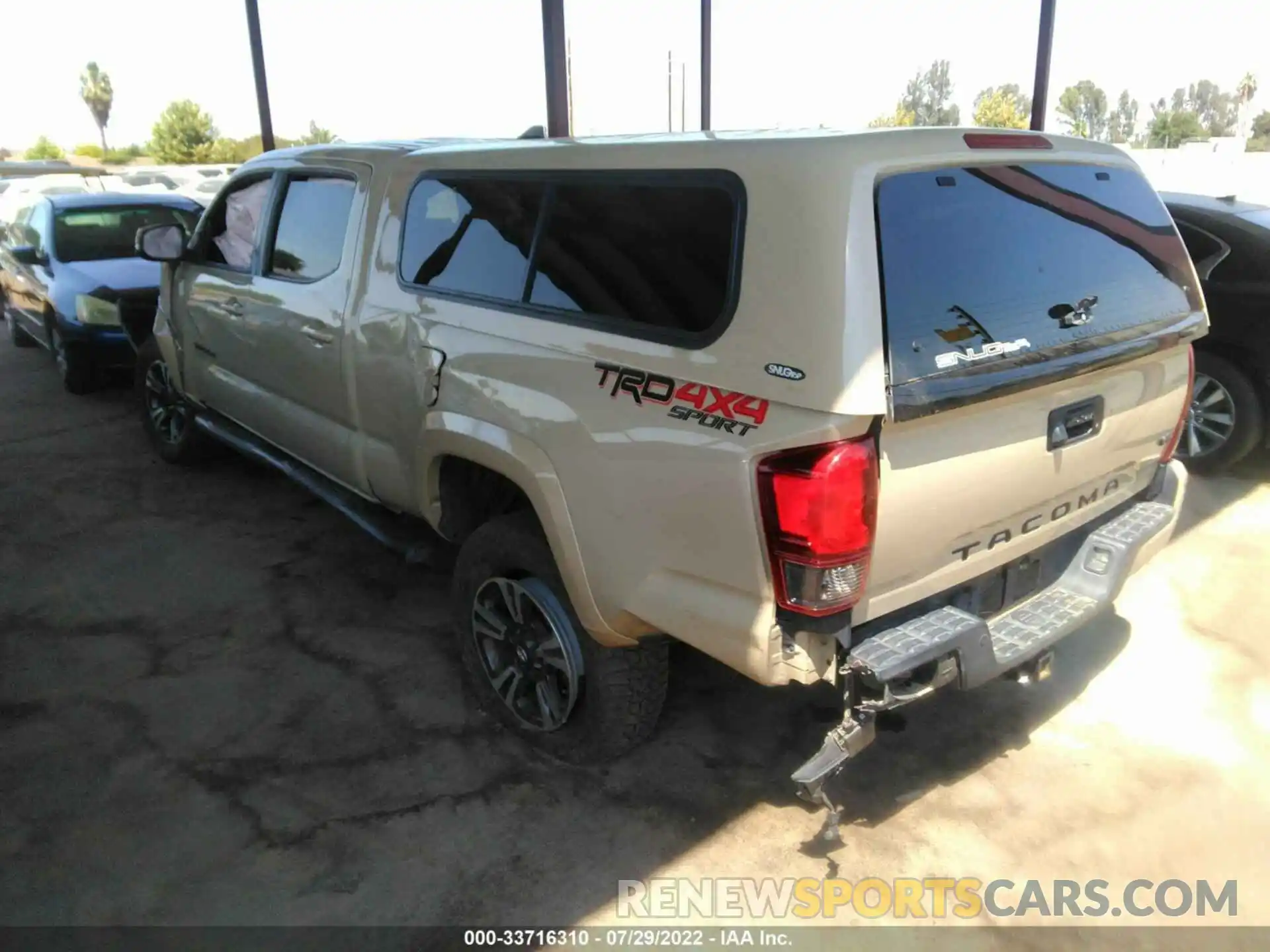 3 Фотография поврежденного автомобиля 3TMDZ5BN3KM068872 TOYOTA TACOMA 4WD 2019