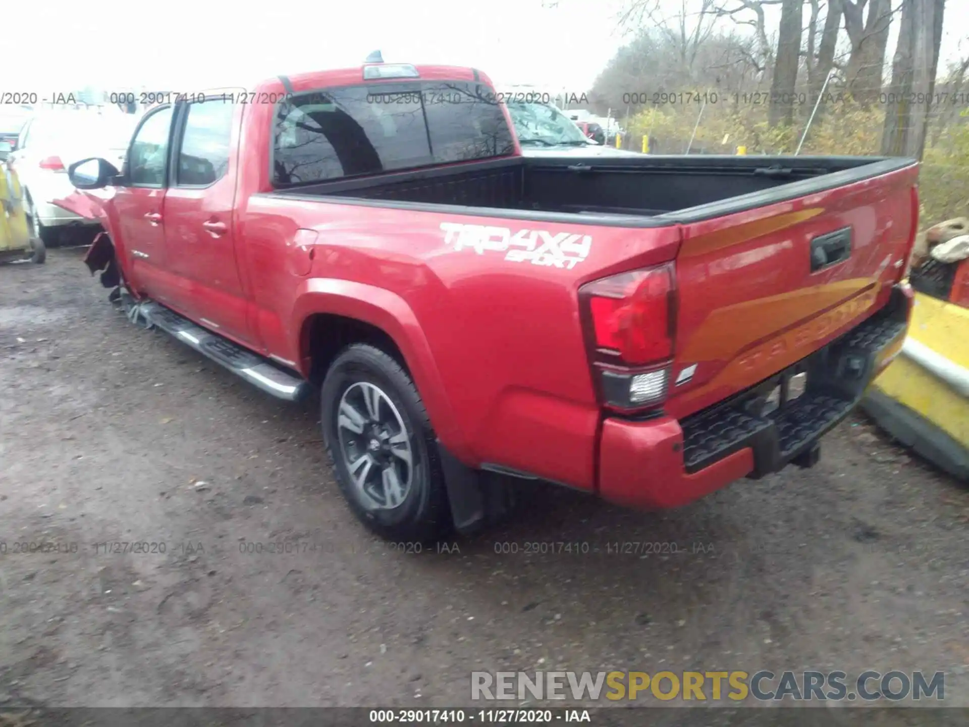 3 Photograph of a damaged car 3TMDZ5BN4KM055810 TOYOTA TACOMA 4WD 2019