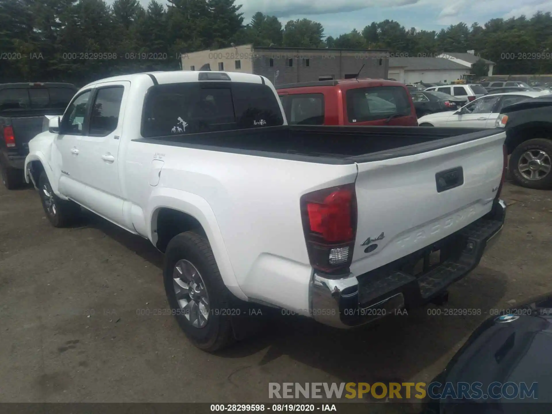 3 Photograph of a damaged car 3TMDZ5BN4KM059792 TOYOTA TACOMA 4WD 2019