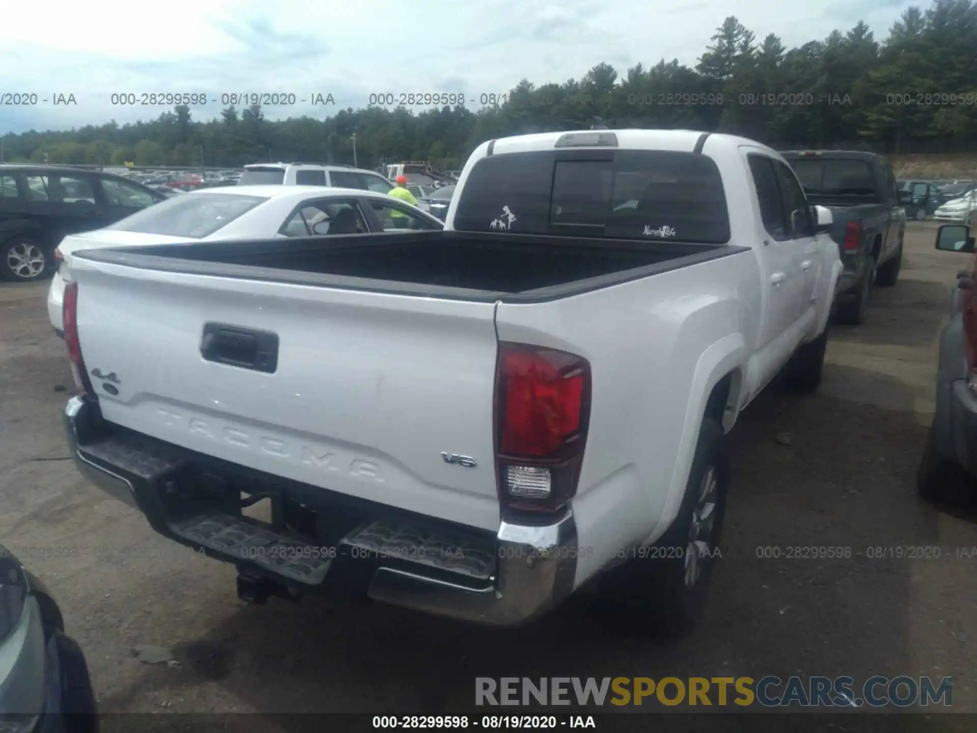 4 Photograph of a damaged car 3TMDZ5BN4KM059792 TOYOTA TACOMA 4WD 2019