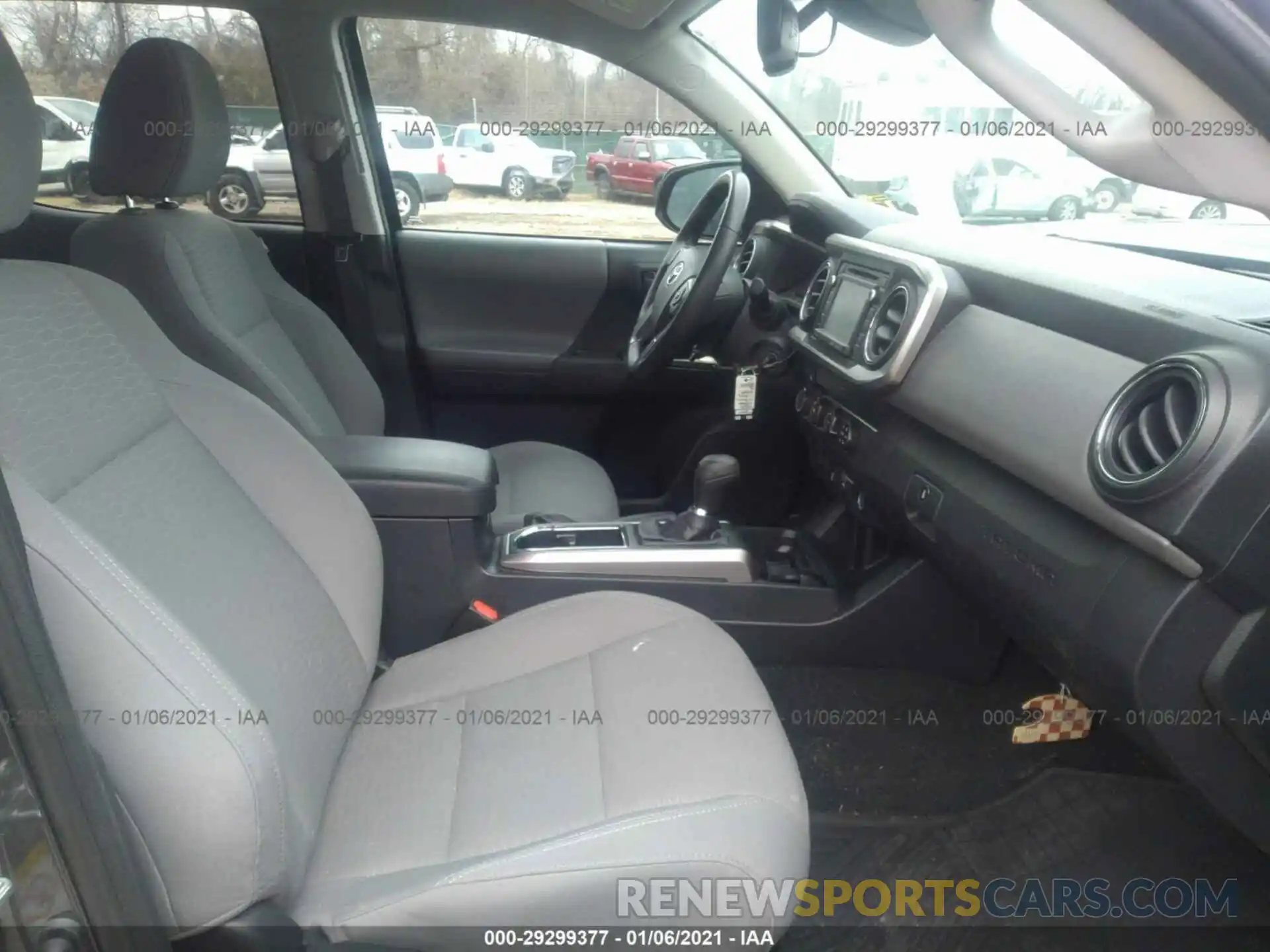 5 Photograph of a damaged car 3TMDZ5BN4KM064765 TOYOTA TACOMA 4WD 2019