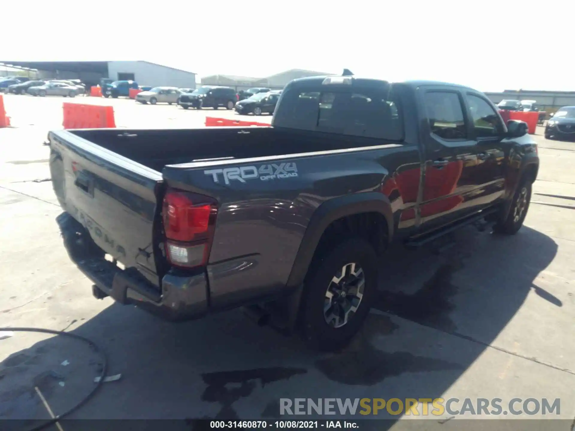 4 Photograph of a damaged car 3TMDZ5BN4KM078651 TOYOTA TACOMA 4WD 2019