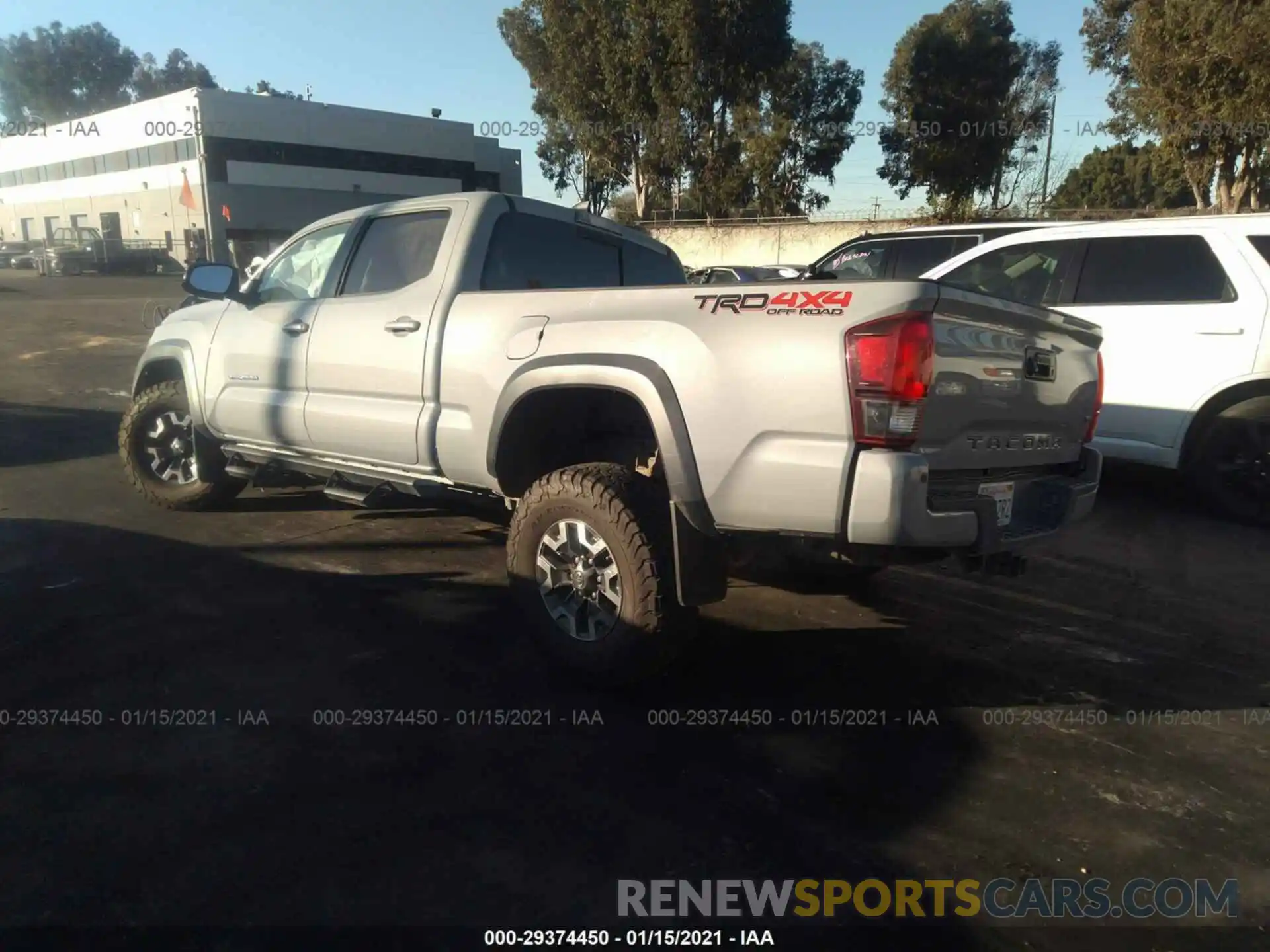 3 Photograph of a damaged car 3TMDZ5BN5KM059431 TOYOTA TACOMA 4WD 2019