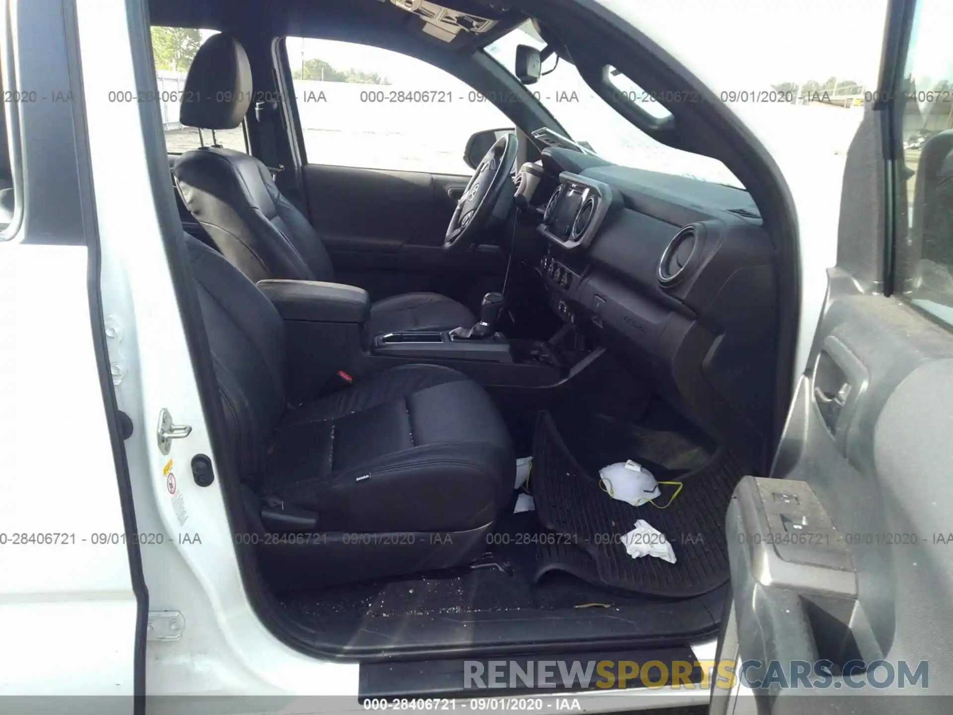 5 Photograph of a damaged car 3TMDZ5BN5KM061731 TOYOTA TACOMA 4WD 2019