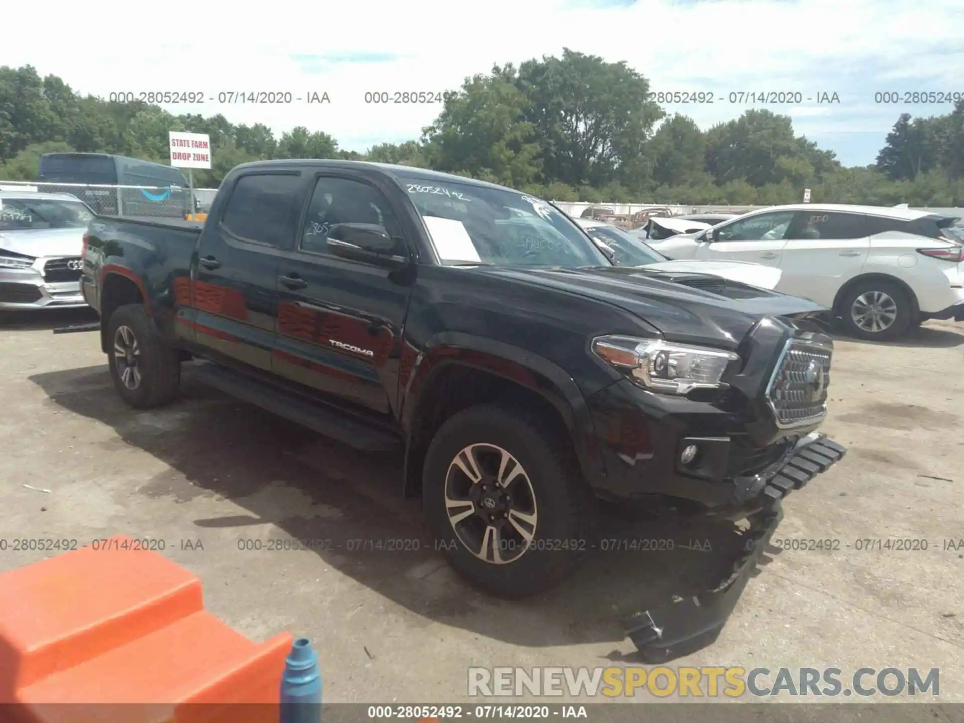 1 Photograph of a damaged car 3TMDZ5BN5KM066962 TOYOTA TACOMA 4WD 2019