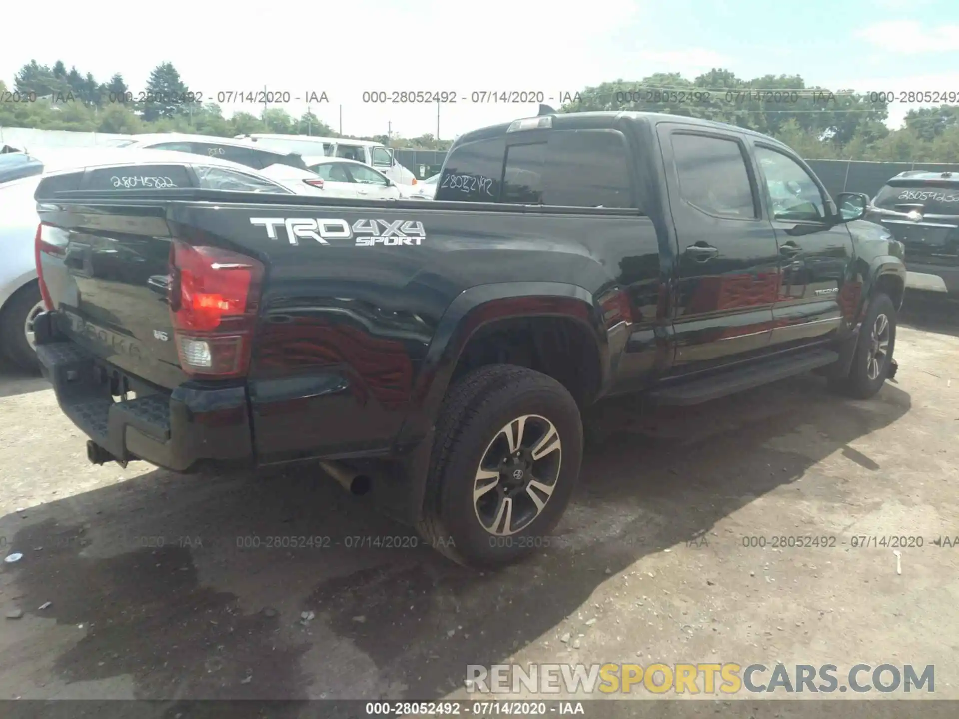 4 Photograph of a damaged car 3TMDZ5BN5KM066962 TOYOTA TACOMA 4WD 2019