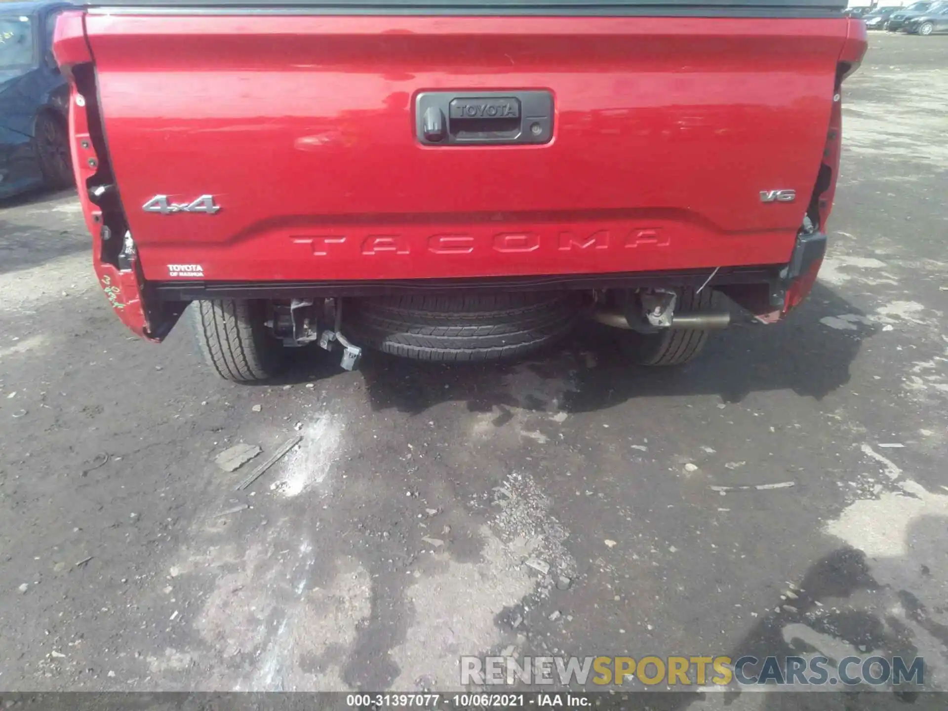 6 Photograph of a damaged car 3TMDZ5BN5KM067030 TOYOTA TACOMA 4WD 2019