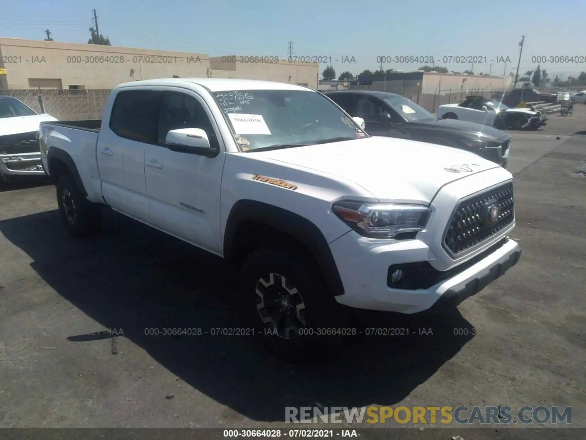 1 Photograph of a damaged car 3TMDZ5BN5KM071255 TOYOTA TACOMA 4WD 2019