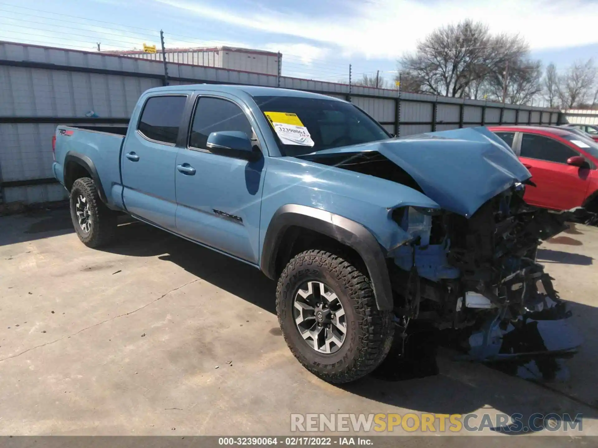 1 Photograph of a damaged car 3TMDZ5BN5KM073183 TOYOTA TACOMA 4WD 2019