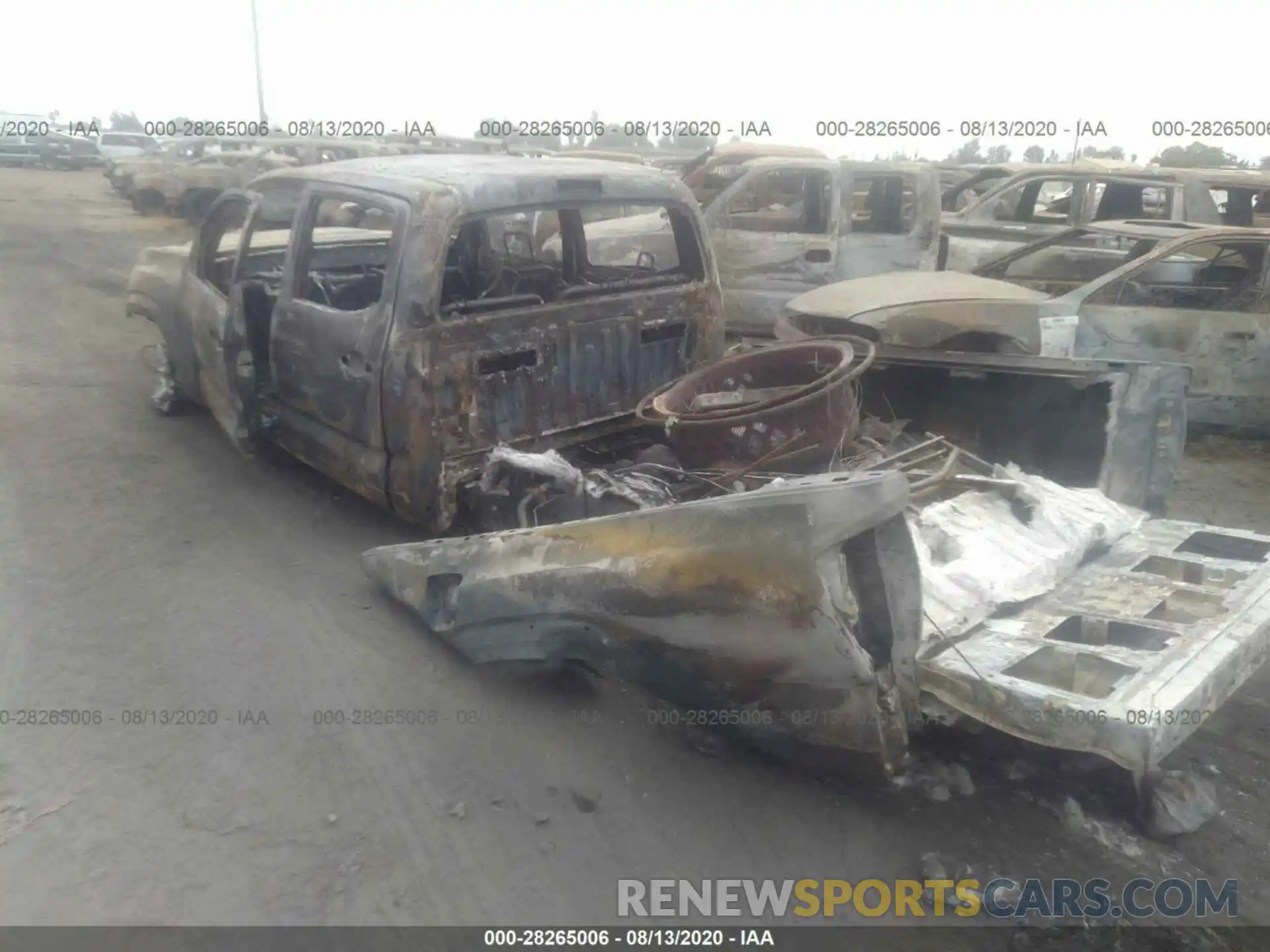 3 Photograph of a damaged car 3TMDZ5BN6KM055808 TOYOTA TACOMA 4WD 2019