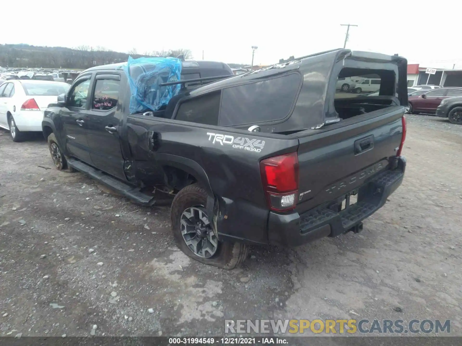 3 Фотография поврежденного автомобиля 3TMDZ5BN6KM060720 TOYOTA TACOMA 4WD 2019