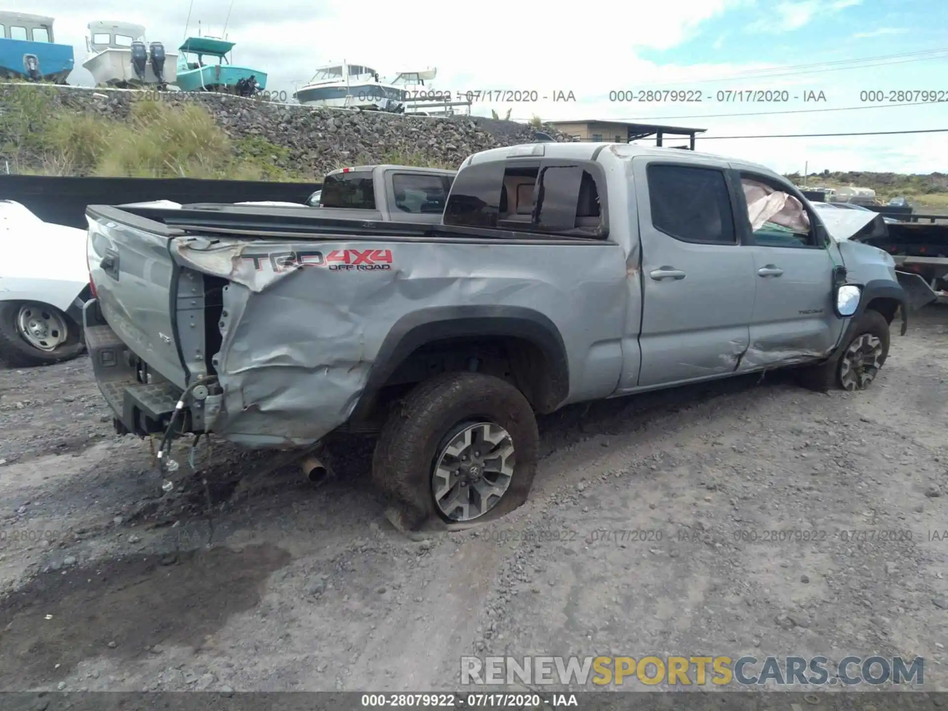 4 Photograph of a damaged car 3TMDZ5BN6KM061401 TOYOTA TACOMA 4WD 2019