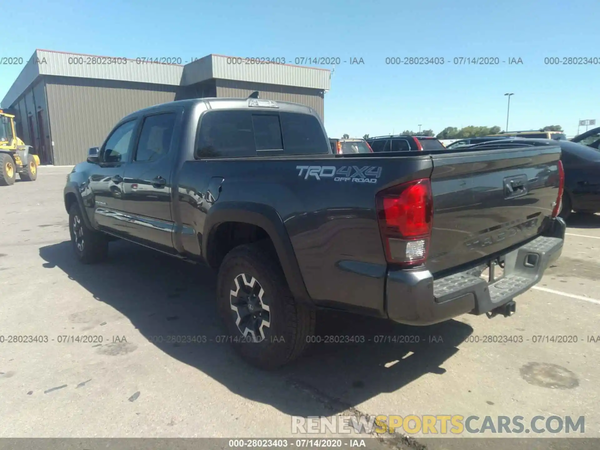 3 Photograph of a damaged car 3TMDZ5BN6KM068428 TOYOTA TACOMA 4WD 2019