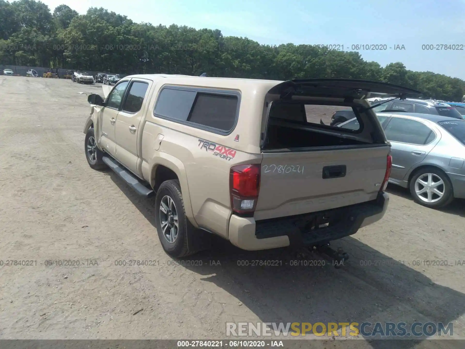 3 Photograph of a damaged car 3TMDZ5BN6KM072656 TOYOTA TACOMA 4WD 2019