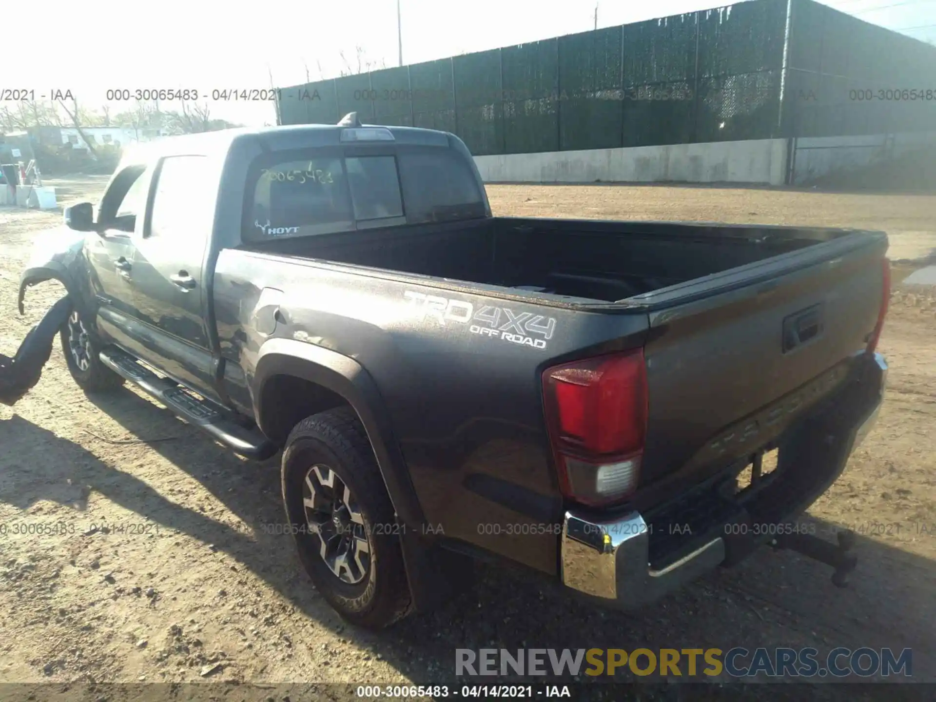 3 Photograph of a damaged car 3TMDZ5BN6KM074584 TOYOTA TACOMA 4WD 2019